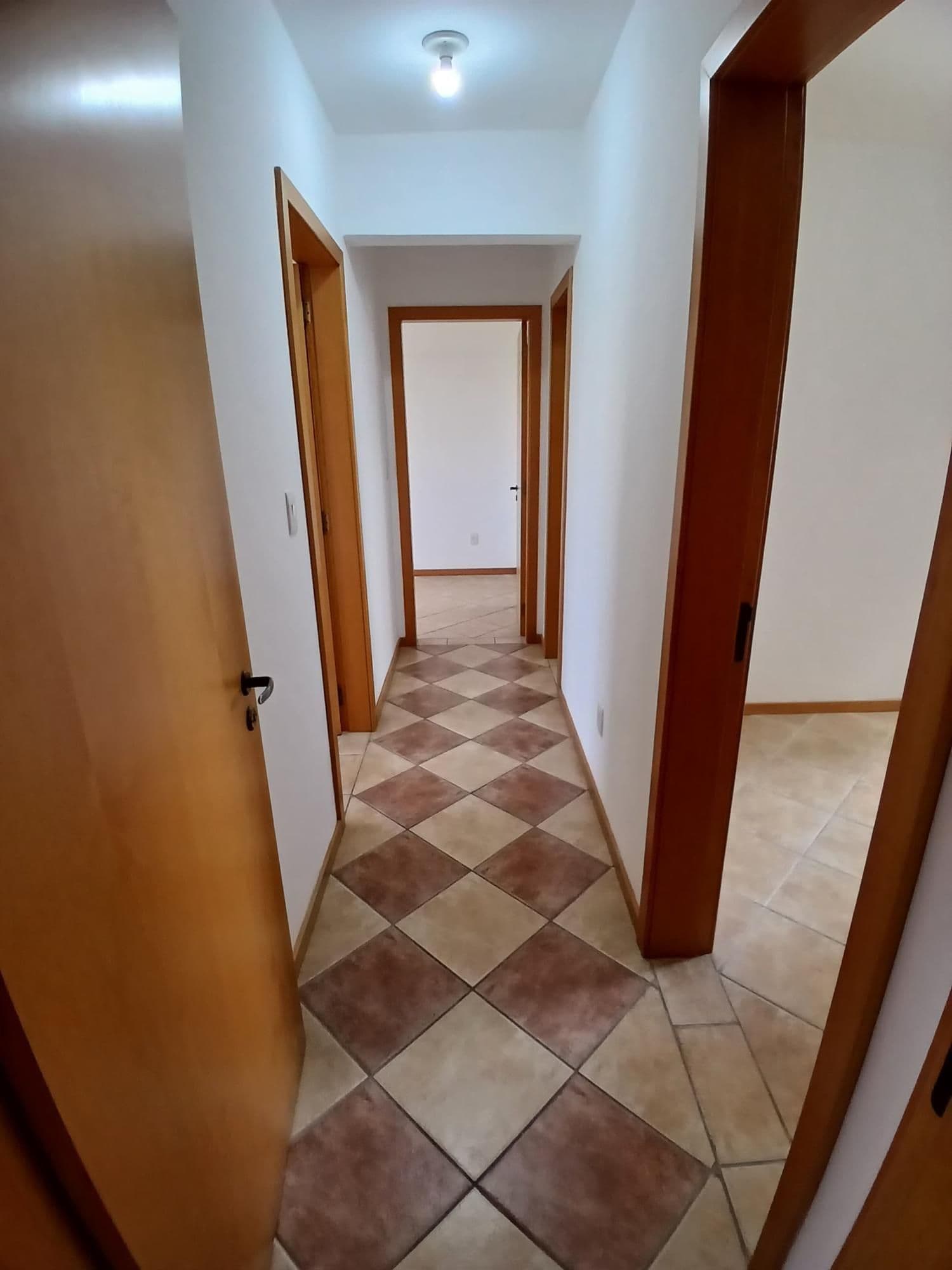 Apartamento De 3 Dormitórios Para Locação No Residencial Royal Plaza — Apartamento com 3 quartos para alugar em Nossa Senhora das Dores, Santa Maria/RS