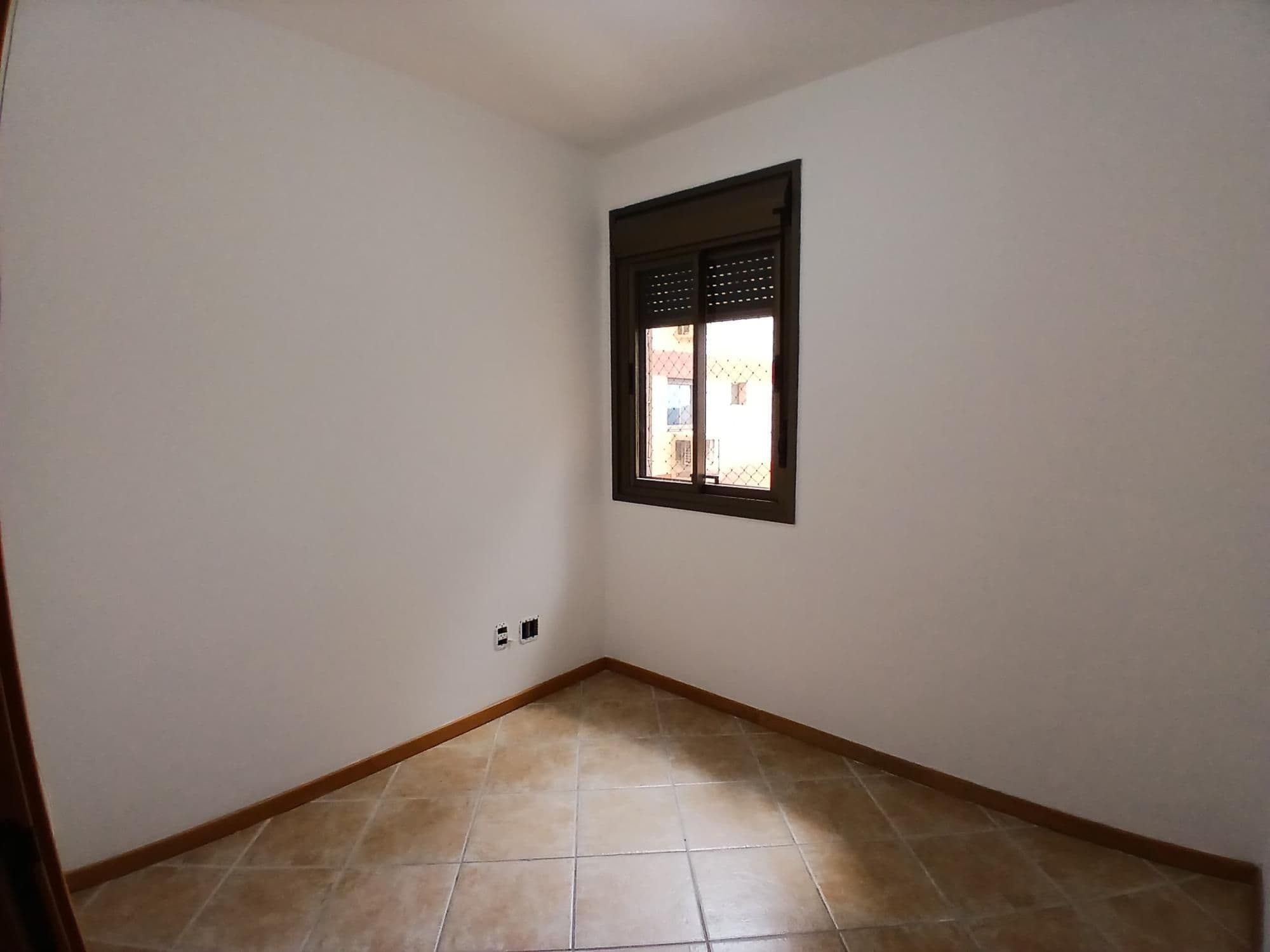 Apartamento De 3 Dormitórios Para Locação No Residencial Royal Plaza — Apartamento com 3 quartos para alugar em Nossa Senhora das Dores, Santa Maria/RS