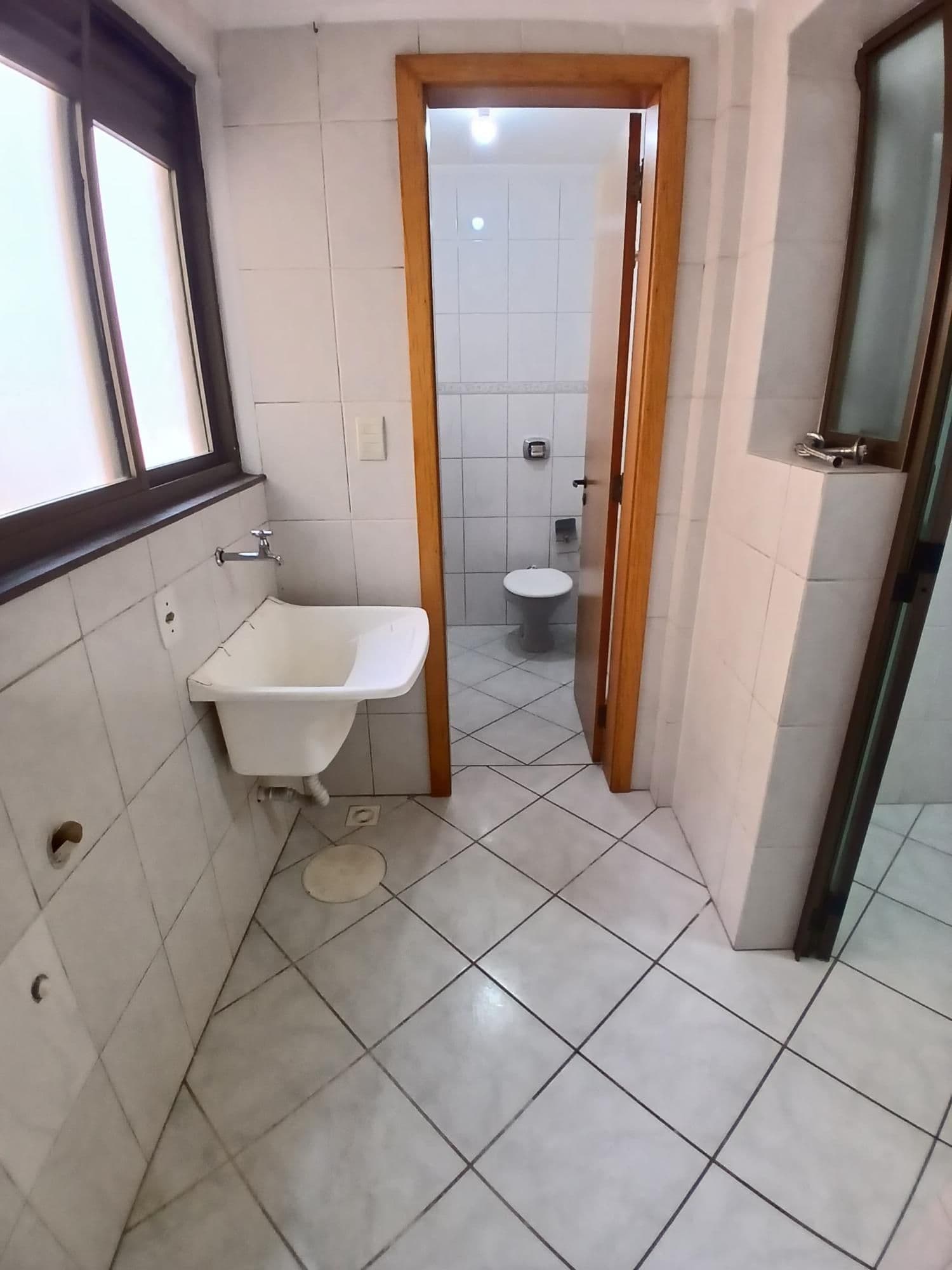 Apartamento De 3 Dormitórios Para Locação No Residencial Royal Plaza — Apartamento com 3 quartos para alugar em Nossa Senhora das Dores, Santa Maria/RS