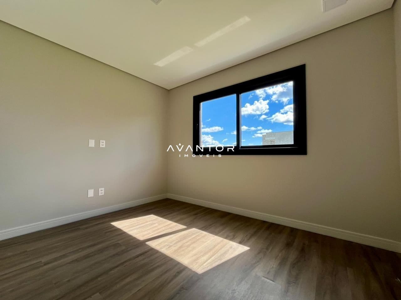 Casa com 4 quartos à venda no Residencial Real Park, em Tomazetti, Santa Maria/RS — foto 18 de 36