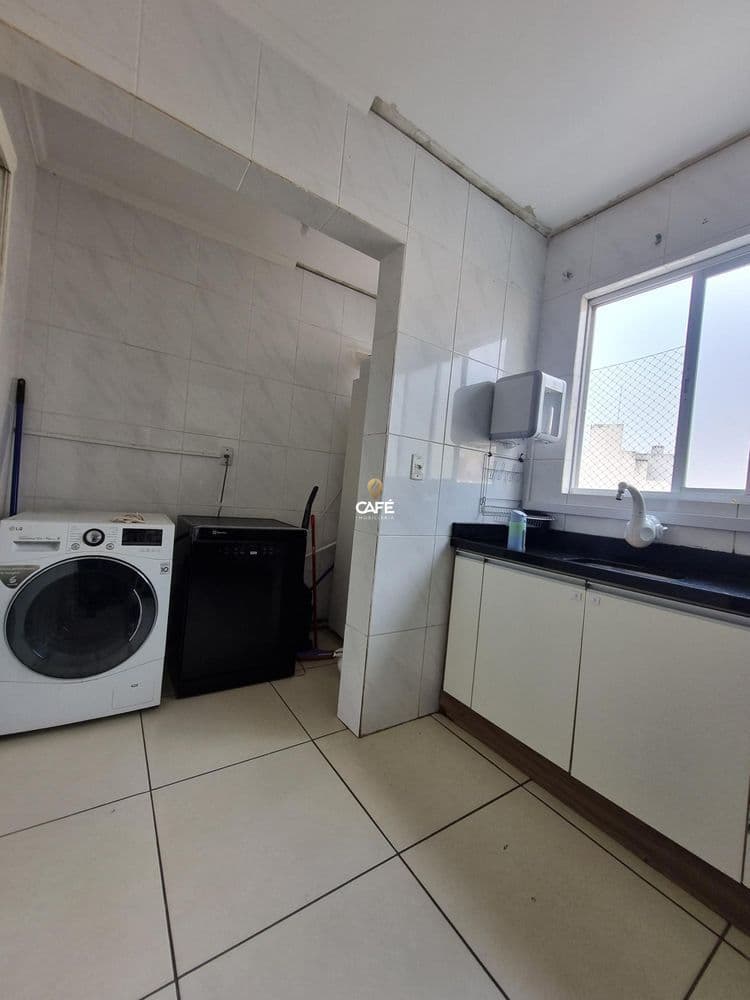 Cobertura Duplex Semi Mobiliada De 3 Dormitórios, Suíte, Sala 2 Ambientes, 2 Banheiros, Co — Cobertura com 3 quartos à venda em Nossa Senhora do Rosário, Santa Maria/RS