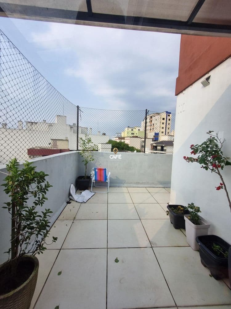Cobertura Duplex Semi Mobiliada De 3 Dormitórios, Suíte, Sala 2 Ambientes, 2 Banheiros, Co — Cobertura com 3 quartos à venda em Nossa Senhora do Rosário, Santa Maria/RS