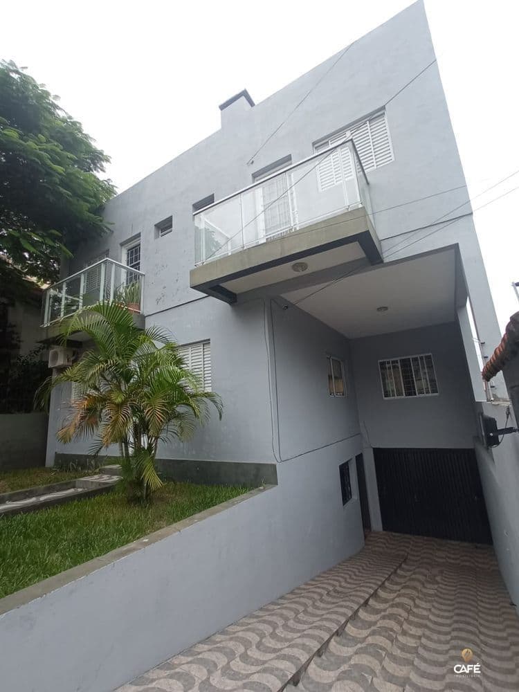 Kitnet Com Banheiro e Sacada Próximo a UFN — Studio com 1 quarto para alugar em Nossa Senhora do Rosário, Santa Maria/RS