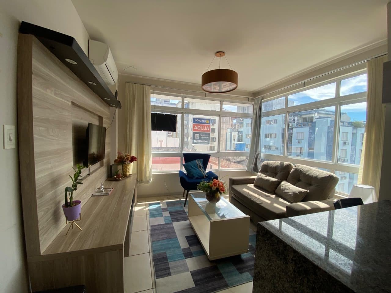 Excelente apartamento de 1 dormitório todo mobiliado no centro de Santa Maria — Apartamento com 1 quarto para alugar em Centro, Santa Maria/RS