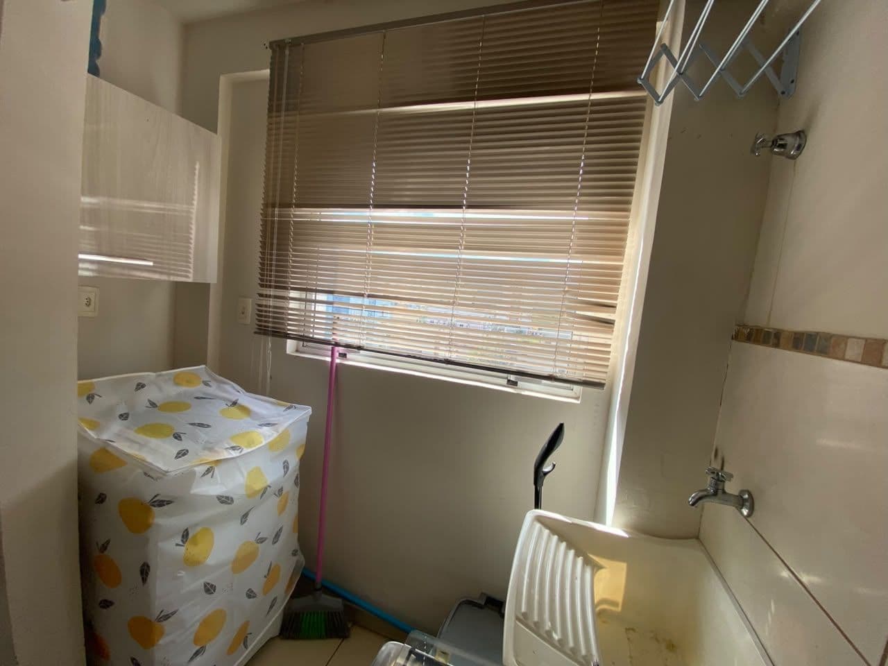 Excelente apartamento de 1 dormitório todo mobiliado no centro de Santa Maria — Apartamento com 1 quarto para alugar em Centro, Santa Maria/RS