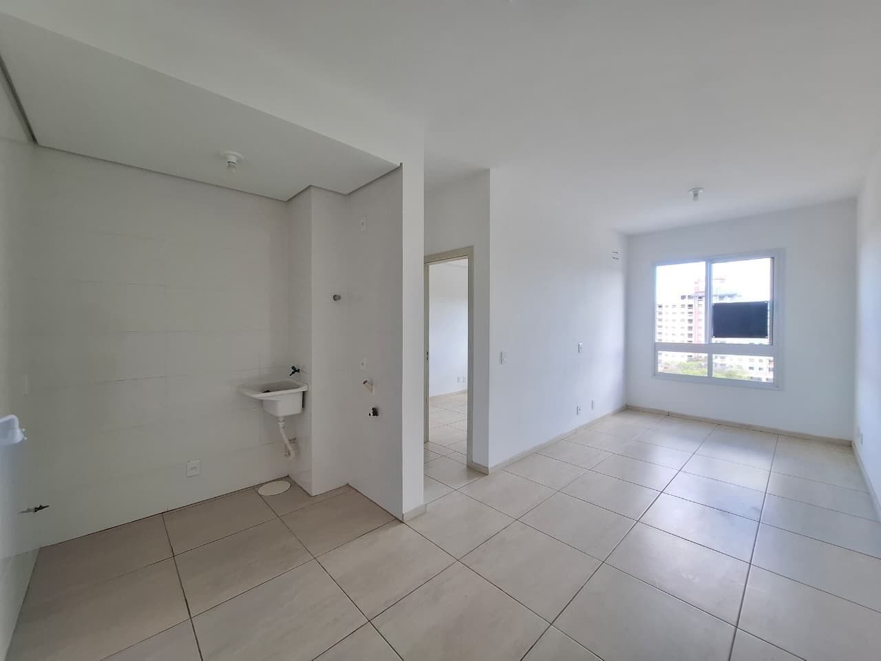 Apartamento de 1 dormitório disponível para locação no bairro Camobi em Santa Maria — Apartamento com 1 quarto para alugar em Camobi, Santa Maria/RS