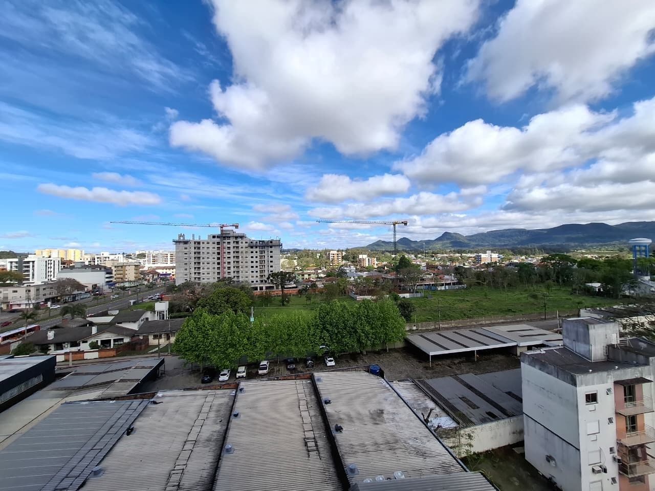 Apartamento de 1 dormitório disponível para locação no bairro Camobi em Santa Maria — Apartamento com 1 quarto para alugar em Camobi, Santa Maria/RS