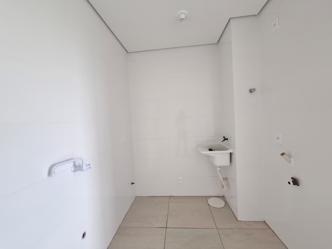 Apartamento de 1 dormitório disponível para locação no bairro Camobi em Santa Maria — Apartamento com 1 quarto para alugar em Camobi, Santa Maria/RS