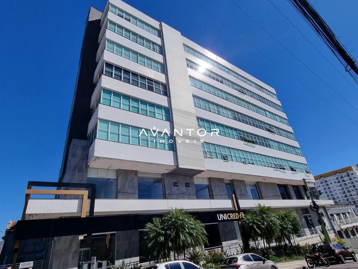 Fachada do prédio com garagem — Sala Comercial com 1 sala para alugar em Centro, Santa Maria/RS