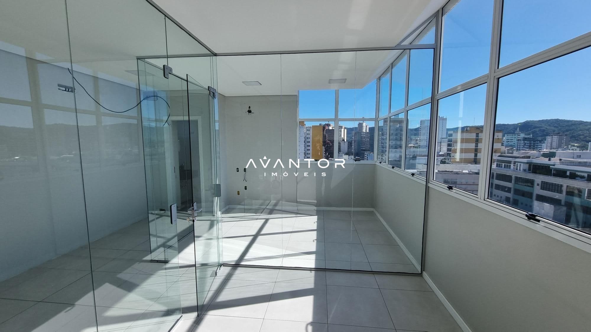 Sala Comercial com 1 sala para alugar no Centro Empresarial Almiro Beltrame, em Centro, Santa Maria/RS — foto 11 de 25
