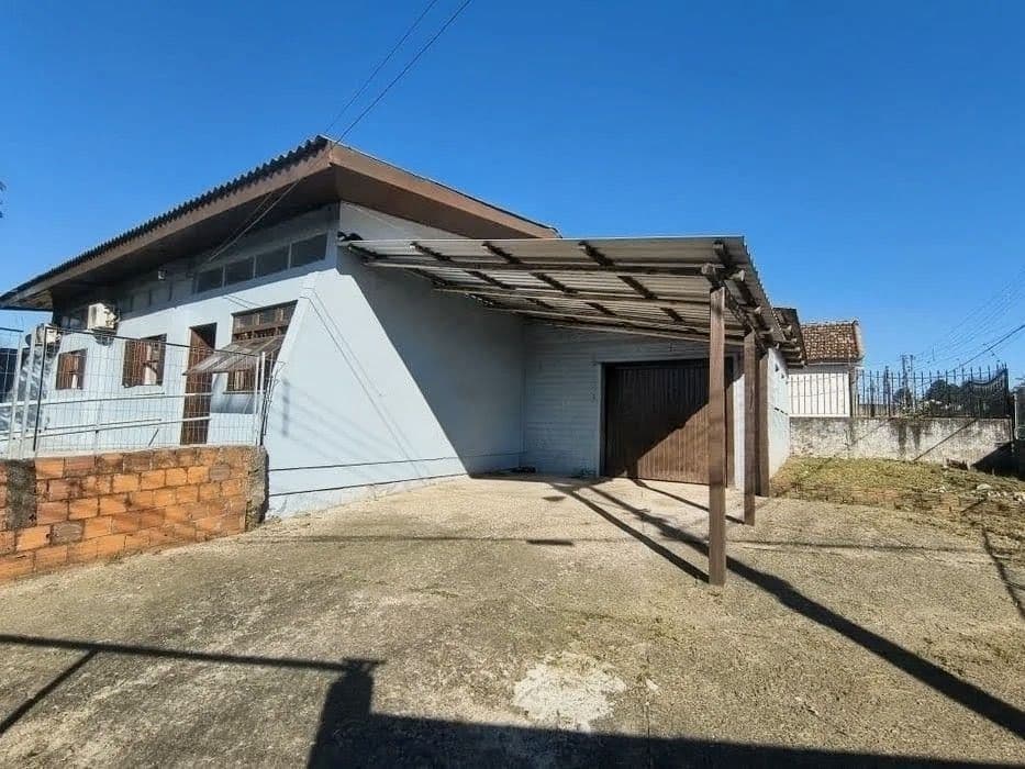Casa mobiliada de 3 dormitórios no bairro JK para locação — Casa com 3 quartos para alugar em Juscelino Kubitschek, Santa Maria/RS