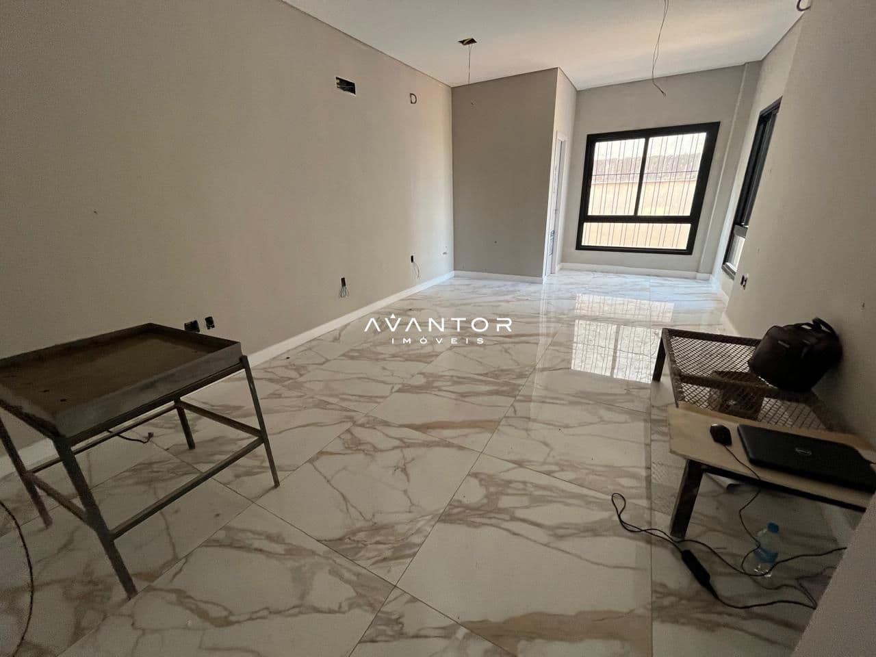 Sala Comercial com 1 sala à venda em Camobi, Santa Maria/RS — foto 2 de 4