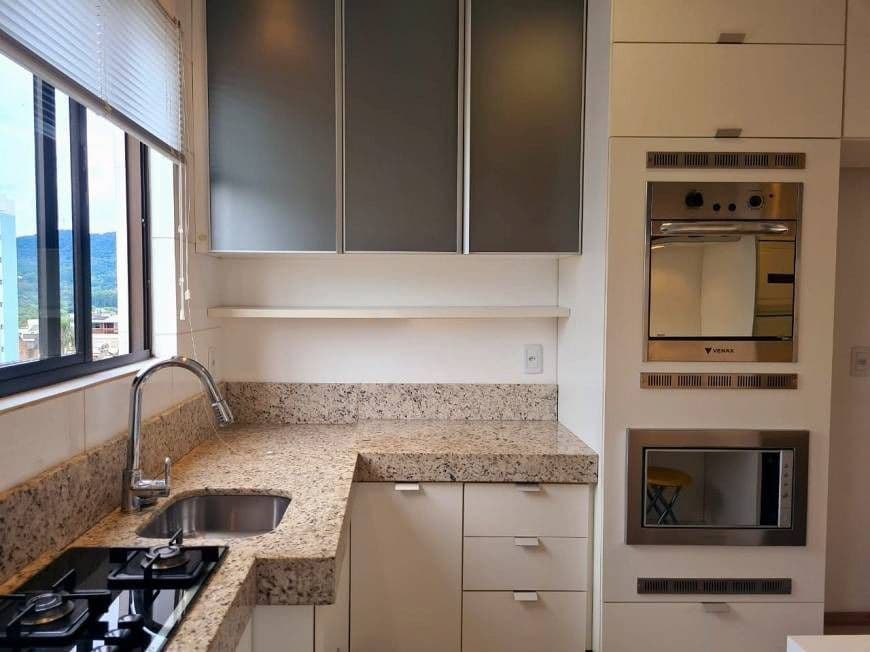 APARTAMENTO 2 Quartos com suíte, 2 banheiros, sacada e vaga de garagem em Nossa Senhora do — Apartamento com 2 quartos à venda em Nossa Senhora do Rosário, Santa Maria/RS