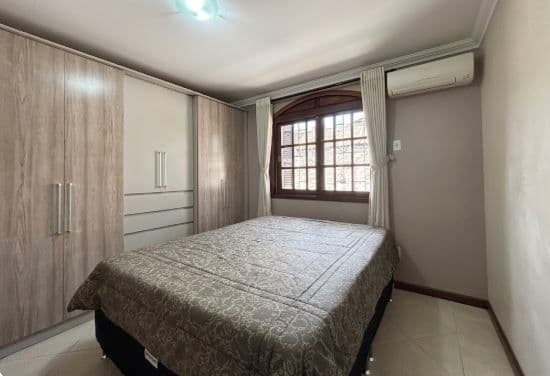 3 dormitórios, 1 suíte, Casa com pátio grande, Boi Morto — Casa com 3 quartos à venda em Boi Morto, Santa Maria/RS