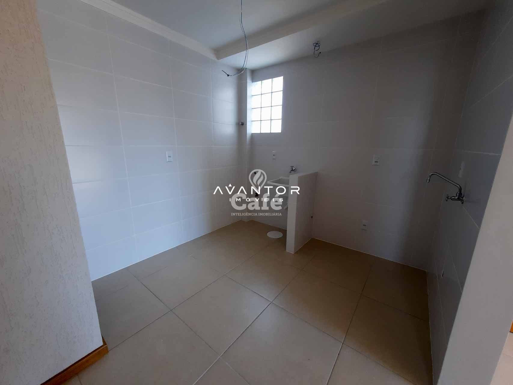 Residencial Vitória - Ótimo apartamento de 2 dormitórios, com box de garagem DUPLO (dois c — Apartamento com 2 quartos à venda em Nossa Senhora Medianeira, Santa Maria/RS