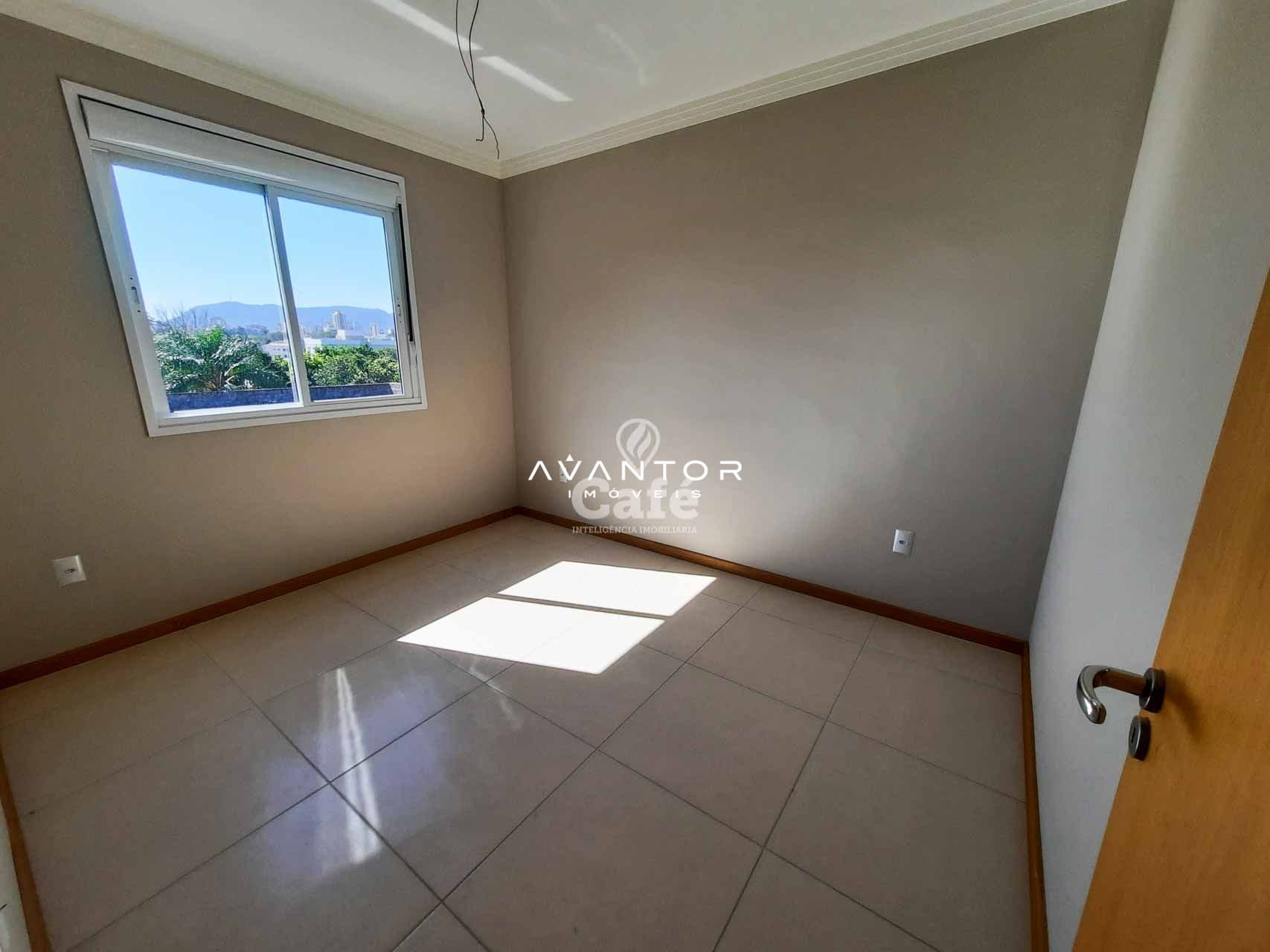 Residencial Vitória - Ótimo apartamento de 2 dormitórios, com box de garagem DUPLO (dois c — Apartamento com 2 quartos à venda em Nossa Senhora Medianeira, Santa Maria/RS
