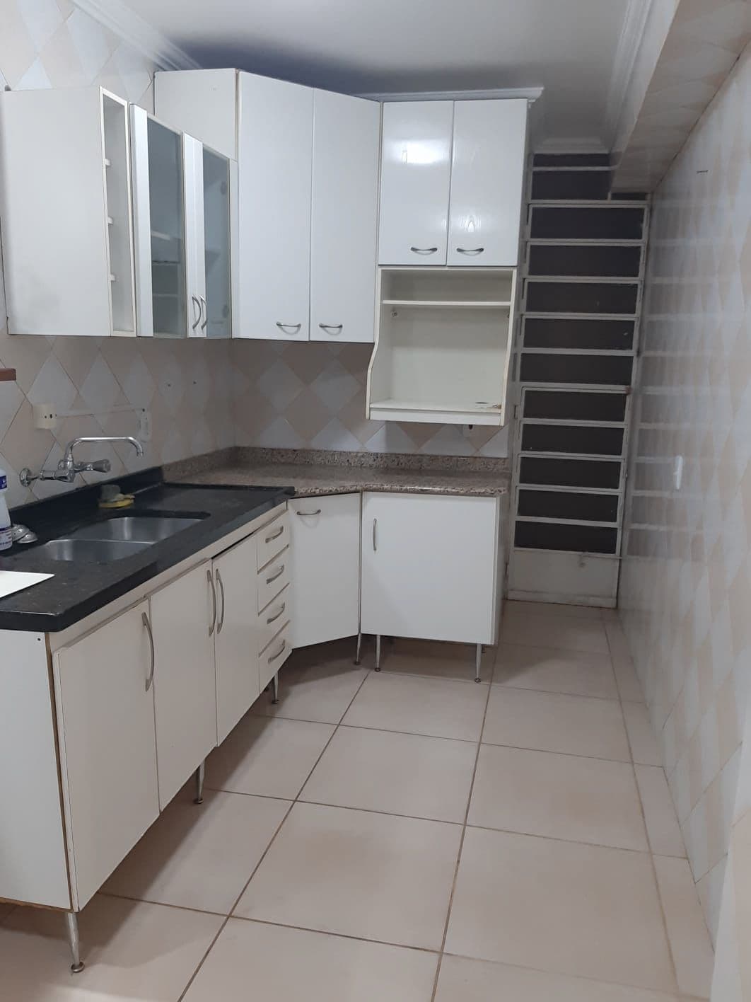 Casa Duplex De 5 Dormitórios, (2) Suíte, (4) Salas, (3) Banheiros, Closet, (3) Cozinhas, L — Casa com 5 quartos à venda em Nossa Senhora do Perpétuo Socorro, Santa Maria/RS