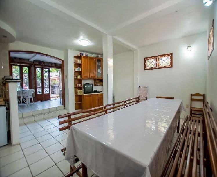 Casa Duplex De 5 Dormitórios, (2) Suíte, (4) Salas, (3) Banheiros, Closet, (3) Cozinhas, L — Casa com 5 quartos à venda em Nossa Senhora do Perpétuo Socorro, Santa Maria/RS