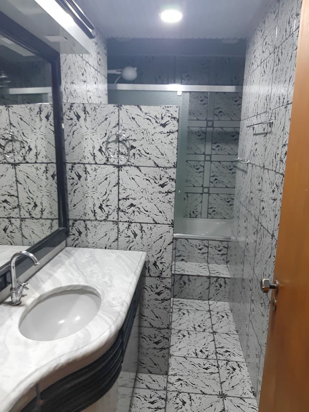 Casa Duplex De 5 Dormitórios, (2) Suíte, (4) Salas, (3) Banheiros, Closet, (3) Cozinhas, L — Casa com 5 quartos à venda em Nossa Senhora do Perpétuo Socorro, Santa Maria/RS