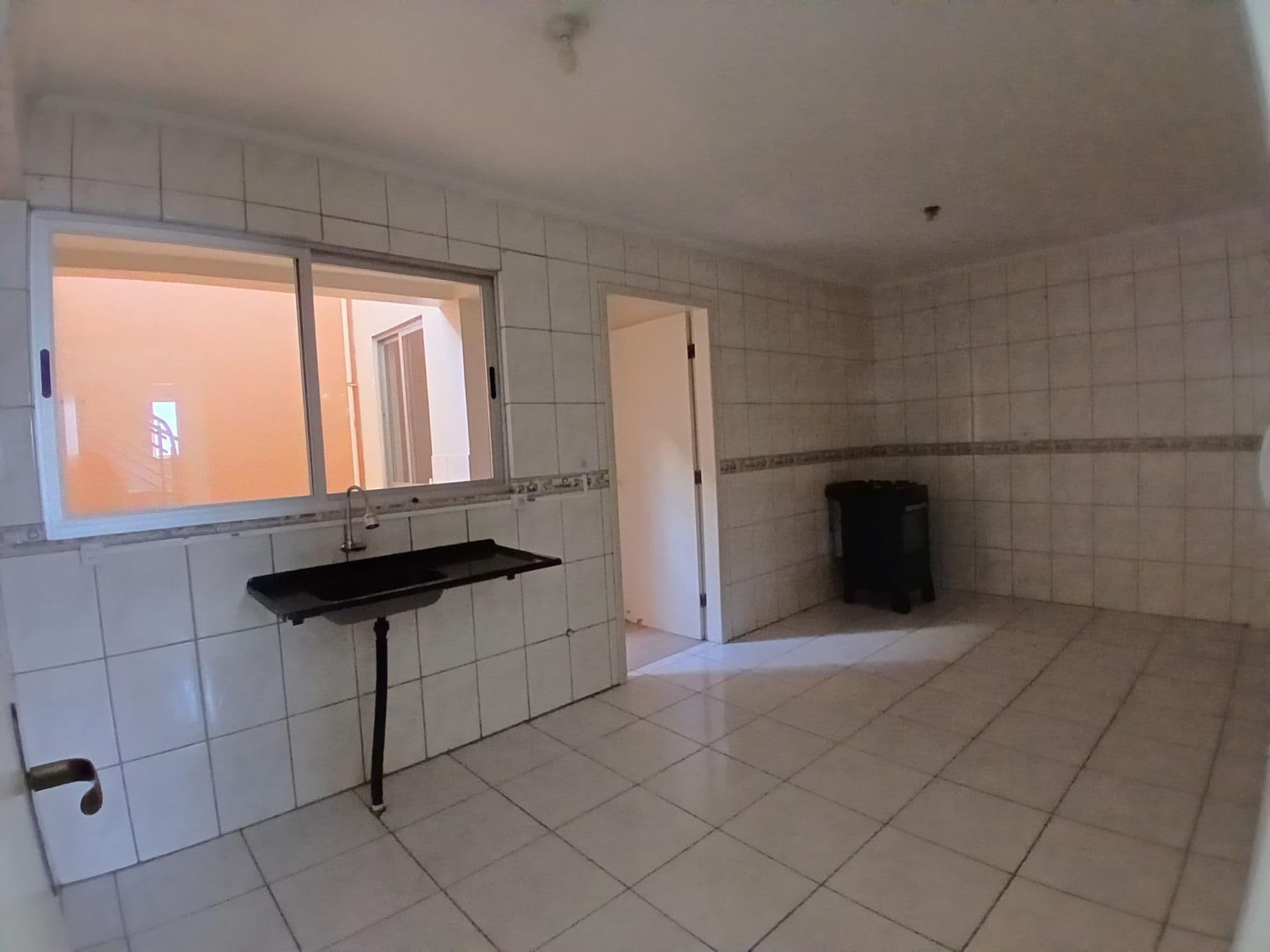 Apartamento Amplo De 2 Dormitórios, Suíte, Sala 2 Ambientes, 2 Banheiros, Cozinha, Área De — Apartamento com 2 quartos para alugar em Nossa Senhora Medianeira, Santa Maria/RS
