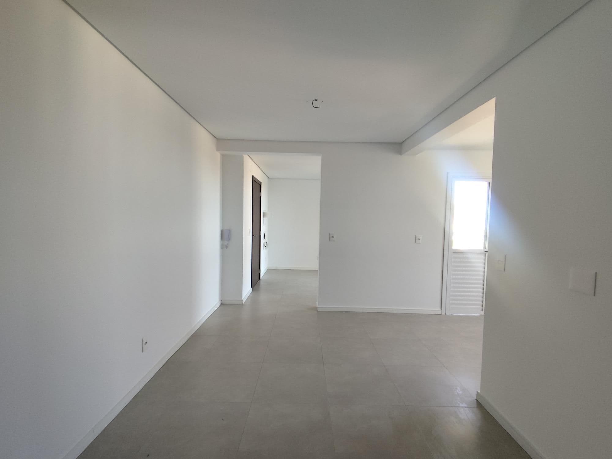 Apartamento Novo De 2 Dormitórios, Suíte, Sala de Estar, Banheiro Social, Cozinha, Sacada — Apartamento com 2 quartos à venda em Nossa Senhora de Lourdes, Santa Maria/RS