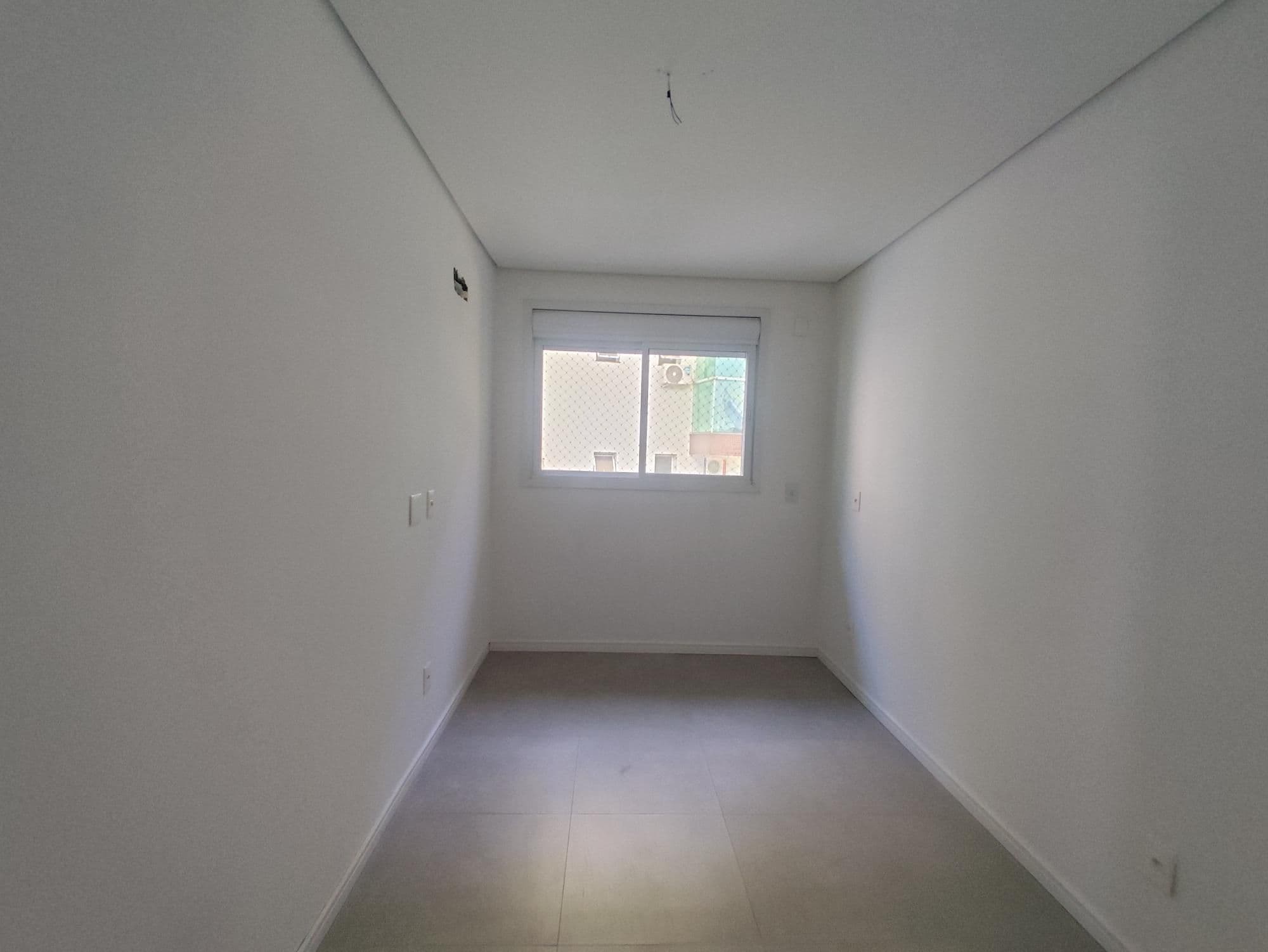 Apartamento Novo De 2 Dormitórios, Suíte, Sala de Estar, Banheiro Social, Cozinha, Sacada — Apartamento com 2 quartos à venda em Nossa Senhora de Lourdes, Santa Maria/RS