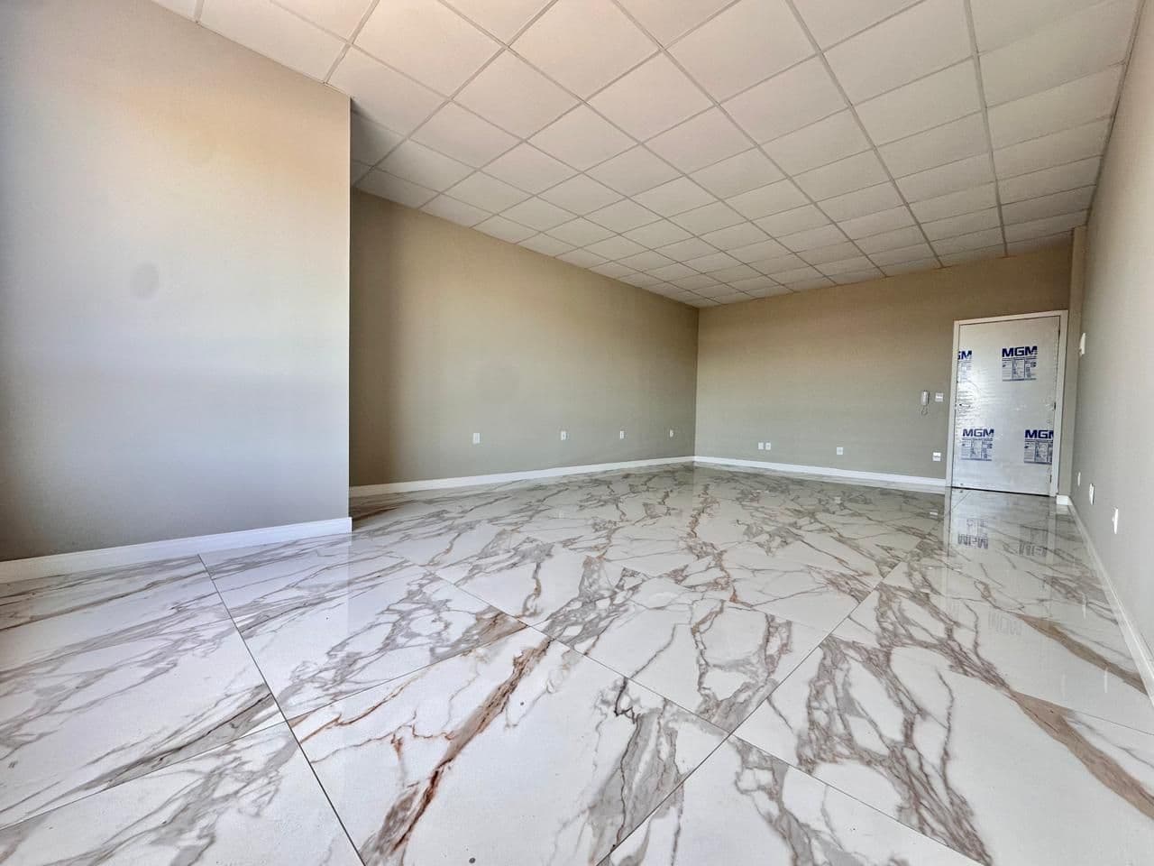 Sala Comercial com 1 sala para alugar em Camobi, Santa Maria/RS — foto 3 de 12