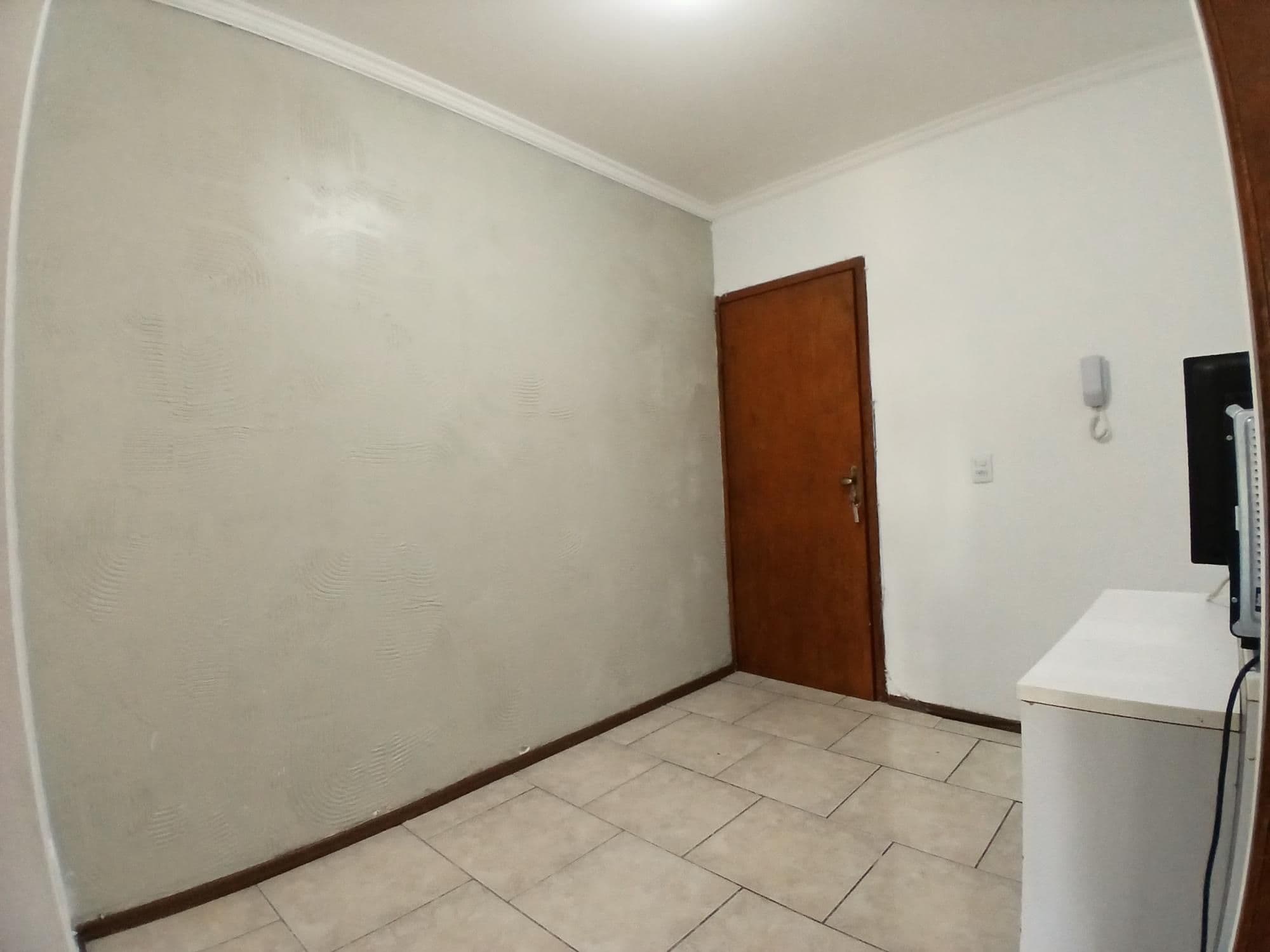 Apartamento semi mobiliado de 1 dormitório, sala e cozinha conjugadas, banheiro social, ár — Apartamento com 1 quarto à venda em Nossa Senhora das Dores, Santa Maria/RS