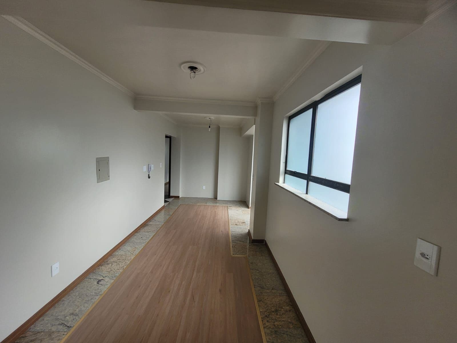 5 dormitórios, 2 suítes, 2 vagas, Av. Presidente Vargas — Apartamento com 5 quartos à venda em Nossa Senhora de Fátima, Santa Maria/RS