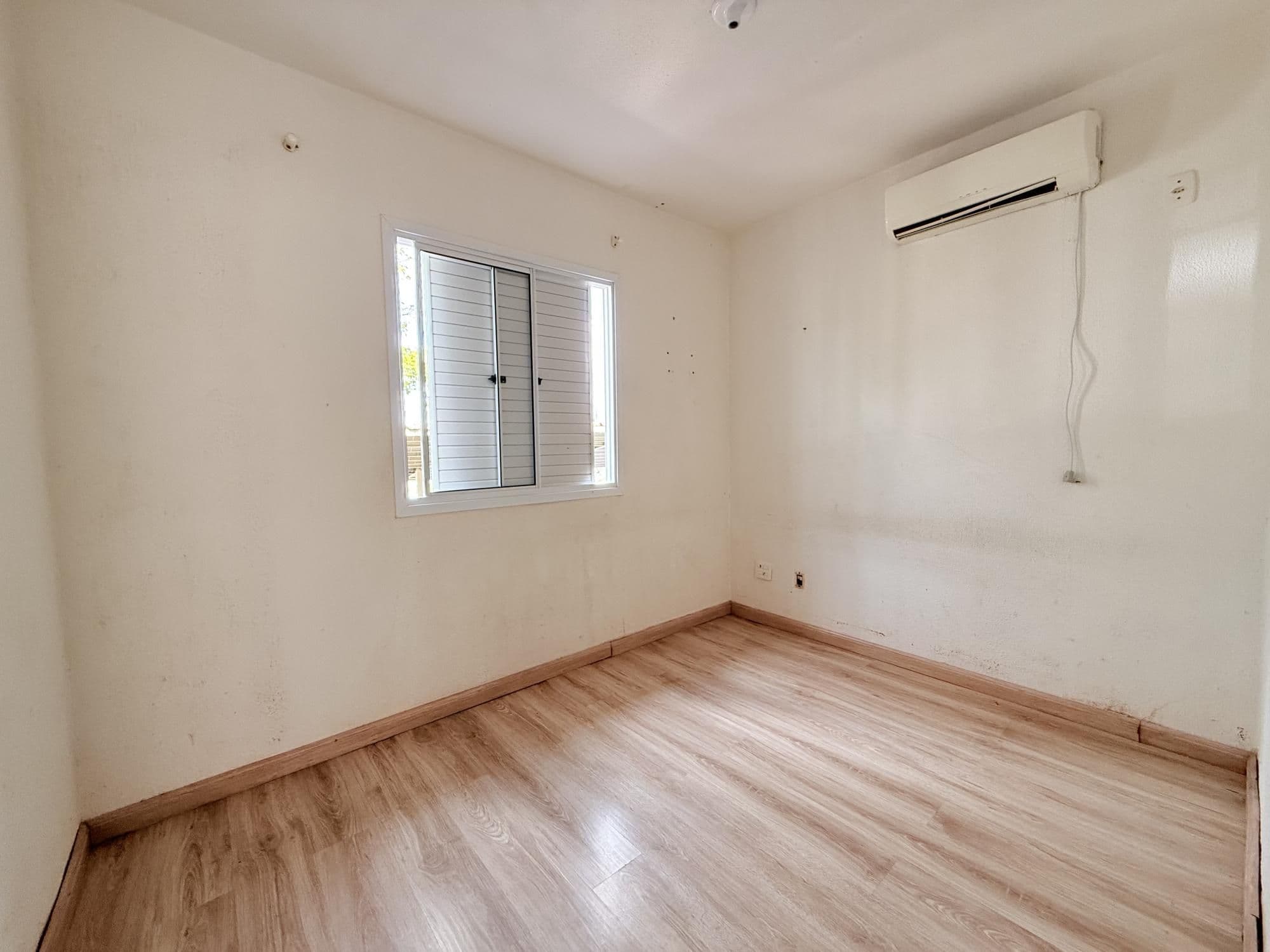 Casa com 3 dormitórios em condomínio fechado — Casa com 3 quartos à venda em Cerrito, Santa Maria/RS
