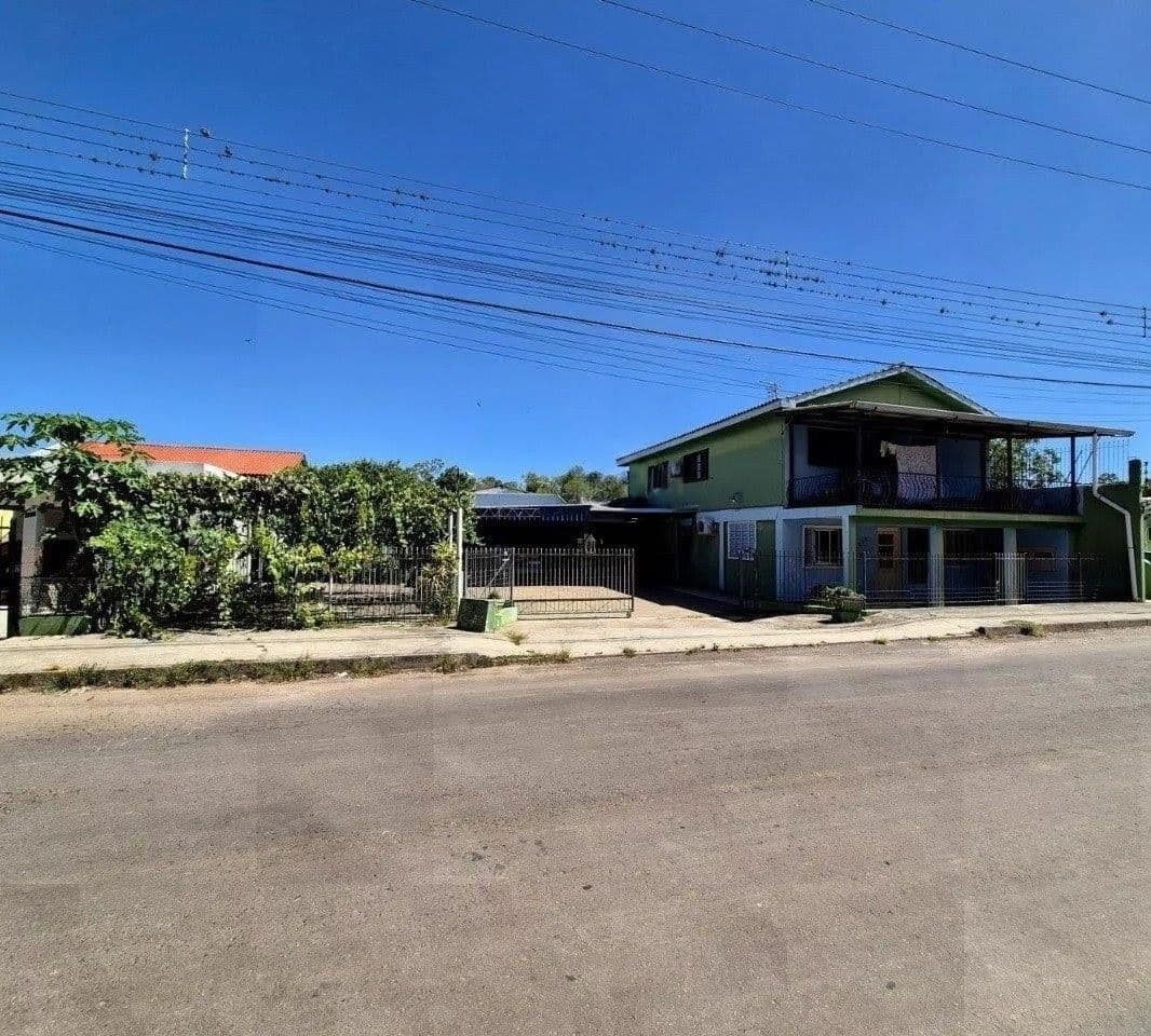 Casa duplex de 5 dormitórios a venda na Boca do Monte — Casa com 5 quartos à venda em Boca do Monte, Santa Maria/RS