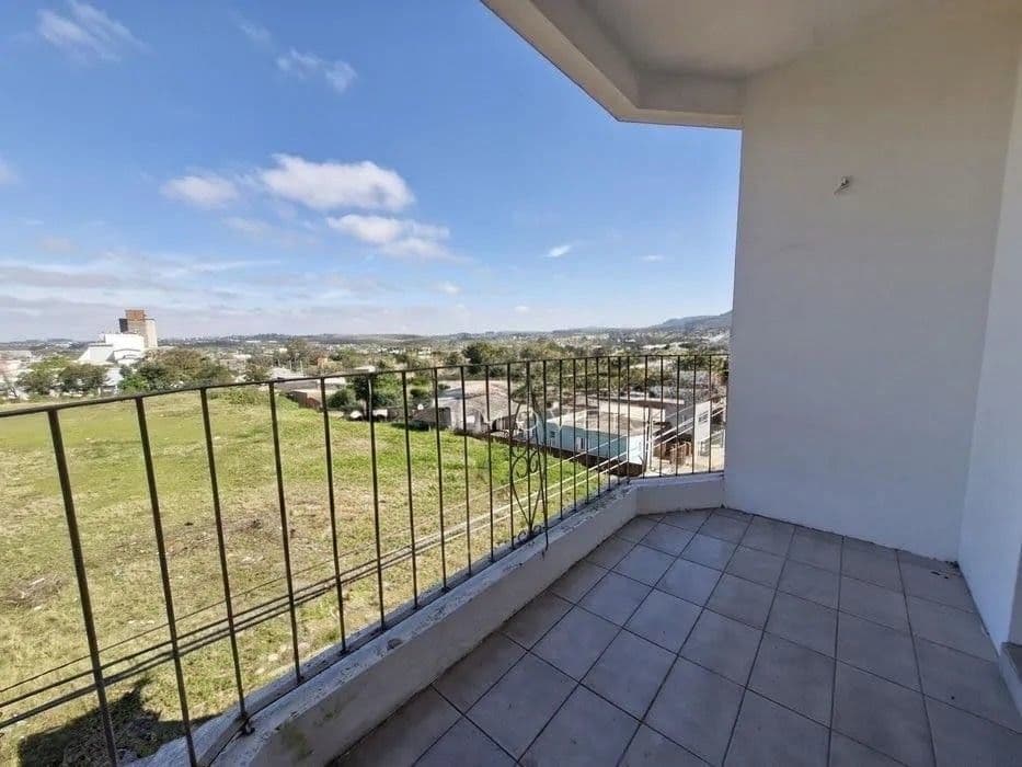 Apartamento de 2 dormitórios, suíte, sala de estar, banheiro social, cozinha, área de serv — Apartamento com 2 quartos à venda em Nossa Senhora do Rosário, Santa Maria/RS