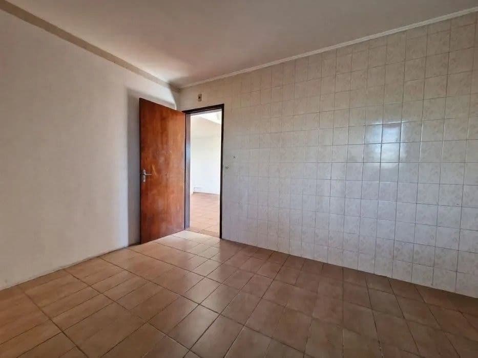 Apartamento de 2 dormitórios, suíte, sala de estar, banheiro social, cozinha, área de serv — Apartamento com 2 quartos à venda em Nossa Senhora do Rosário, Santa Maria/RS