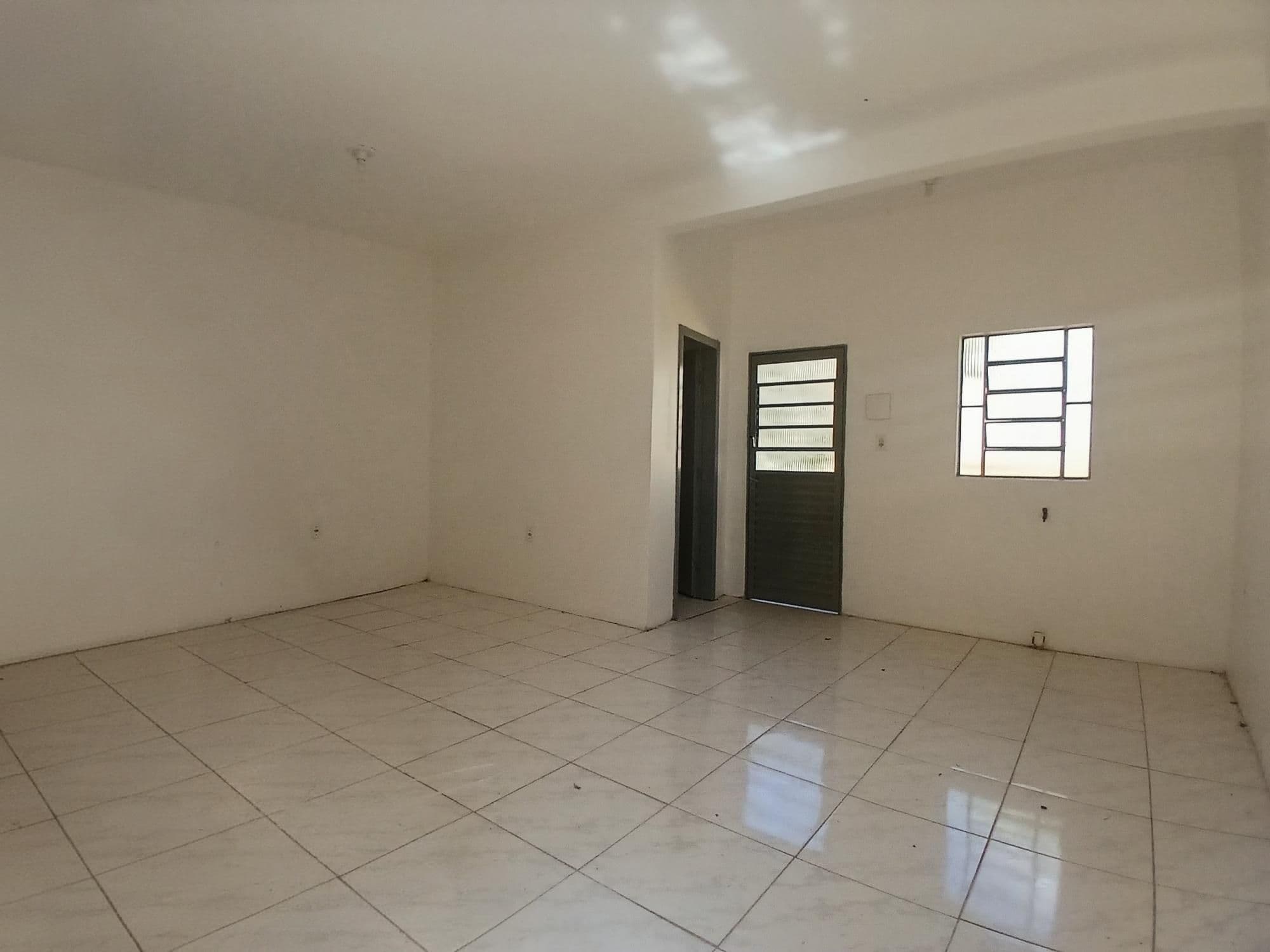 Casa de 1 dormitório, sala e cozinha conjugadas e área de serviço para locação — Casa com 1 quarto para alugar em Nossa Senhora de Lourdes, Santa Maria/RS