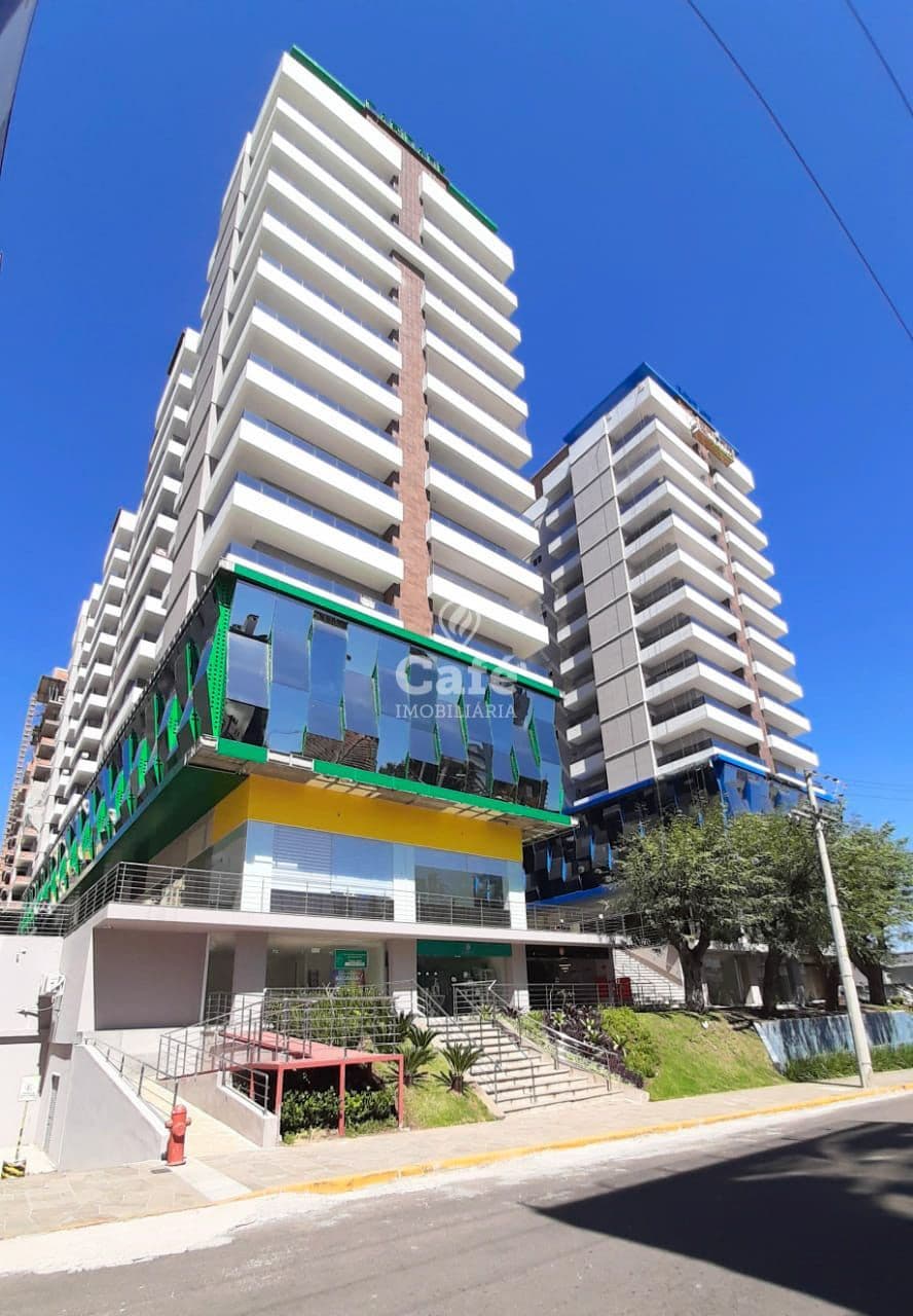 Apartamento 2 quartos, suíte, andar alto, com 2 sacadas churrasqueira elevador e garagem — Apartamento com 2 quartos para alugar em Centro, Santa Maria/RS