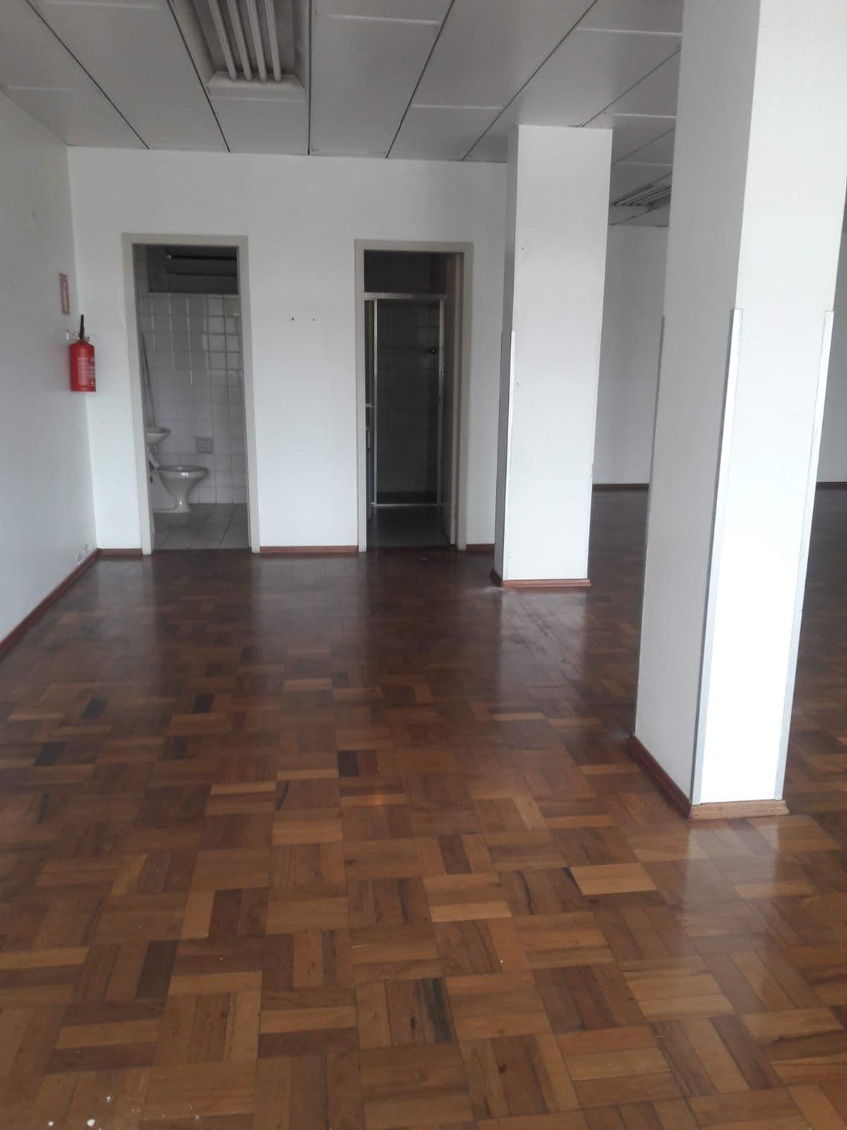 Sala Comercial com 1 sala à venda no Edifício Mascarenhas de Moraes, em Centro, Santa Maria/RS — foto 5 de 7
