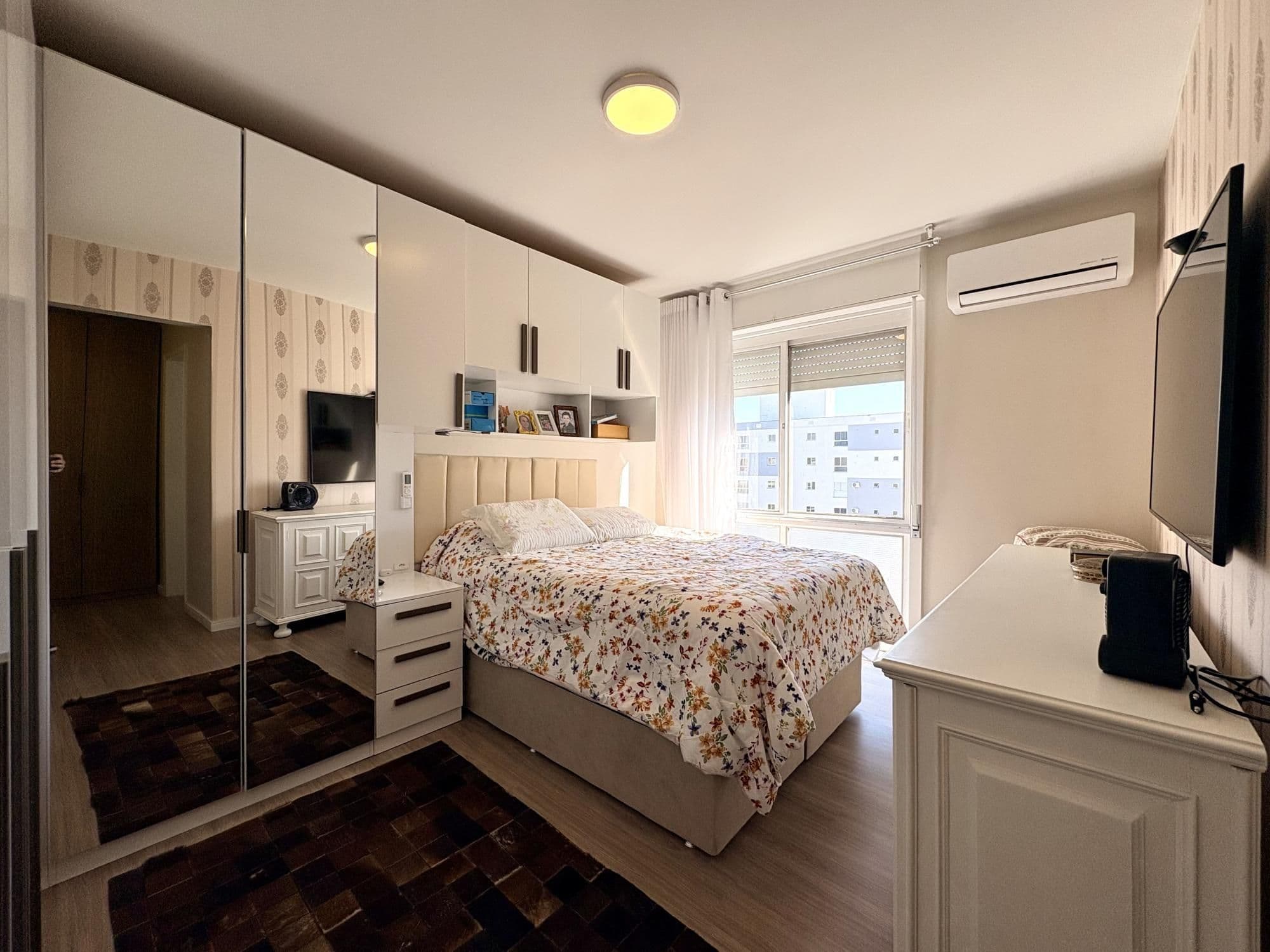 Apartamento amplo no centro de Santa Maria — Apartamento com 3 quartos à venda em Bonfim, Santa Maria/RS