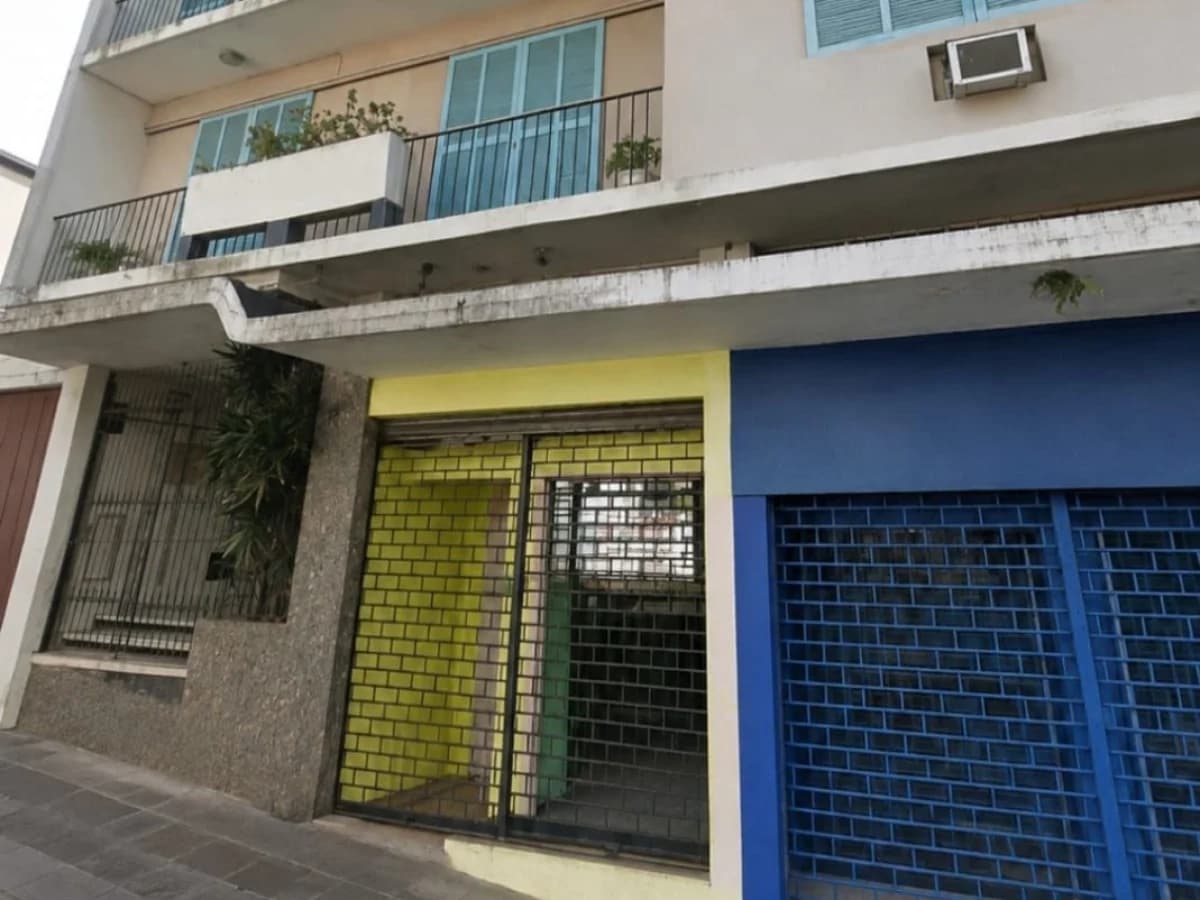 Fachada da casa com garagem — Prédio Residencial com 3 quartos à venda no Edificio Joya, em Centro, Santa Maria/RS