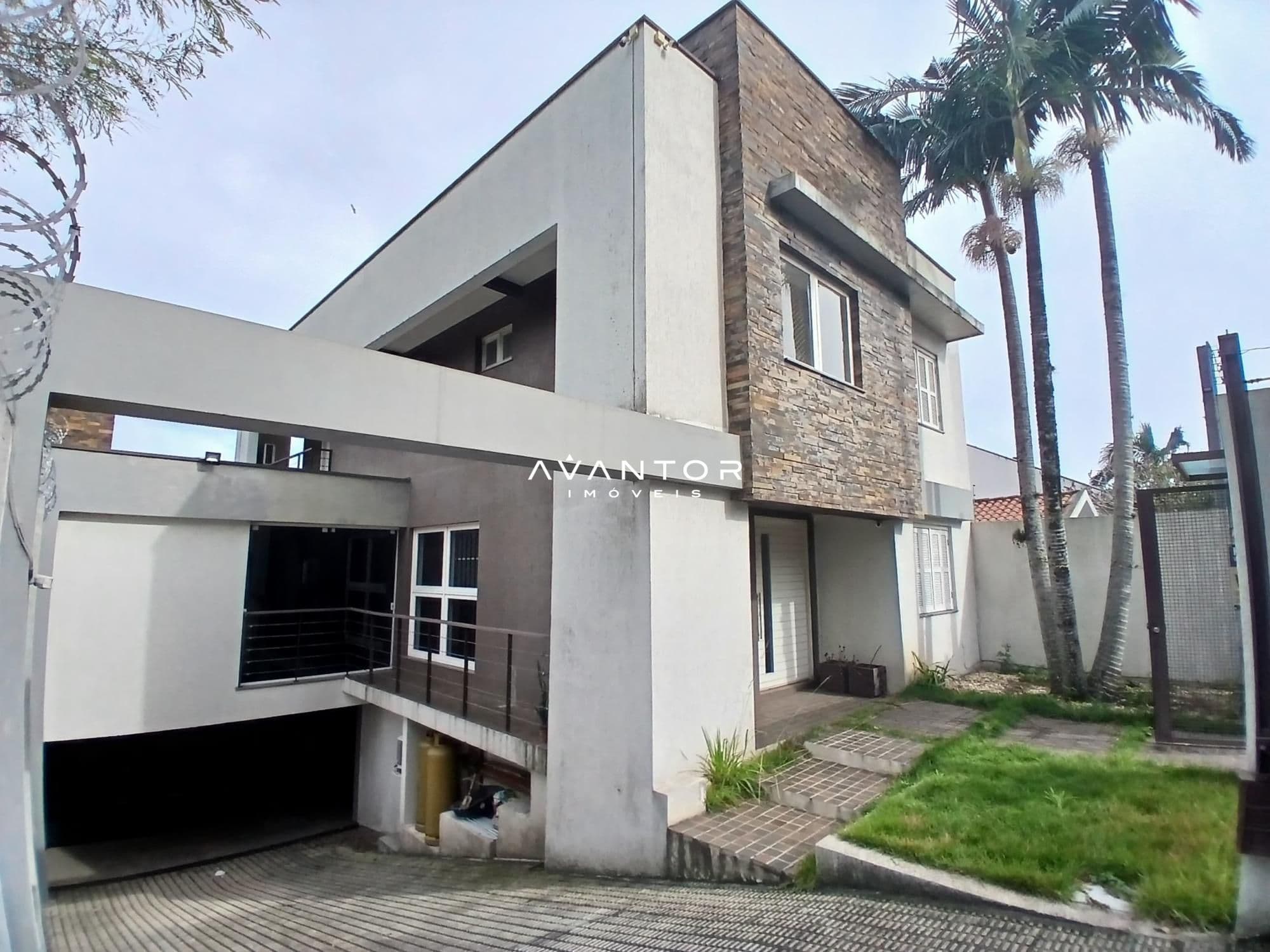 Casa com 4 quartos à venda em Nossa Senhora de Lourdes, Santa Maria/RS — foto 3 de 56