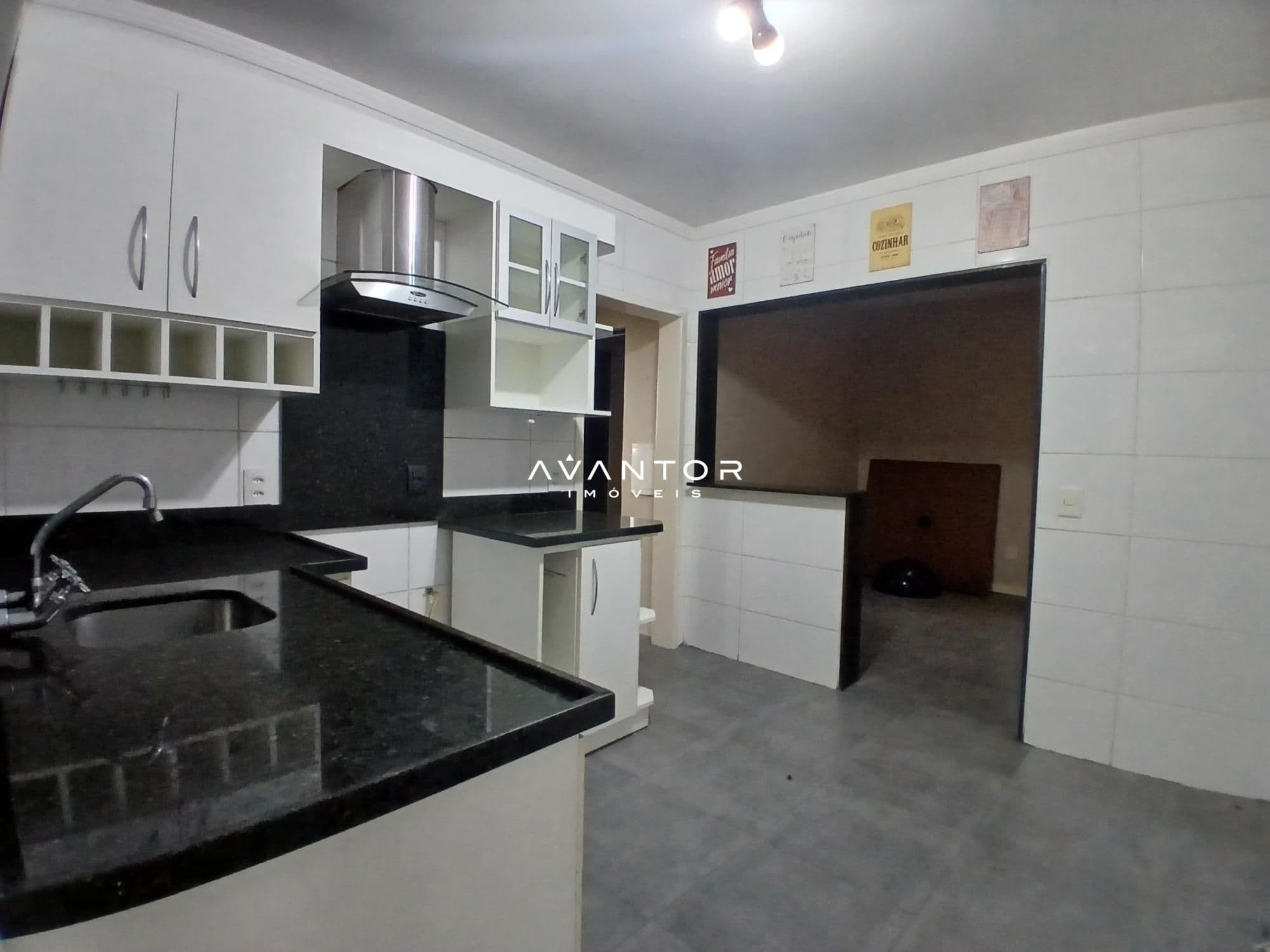 Casa com 4 quartos à venda em Nossa Senhora de Lourdes, Santa Maria/RS — foto 31 de 56