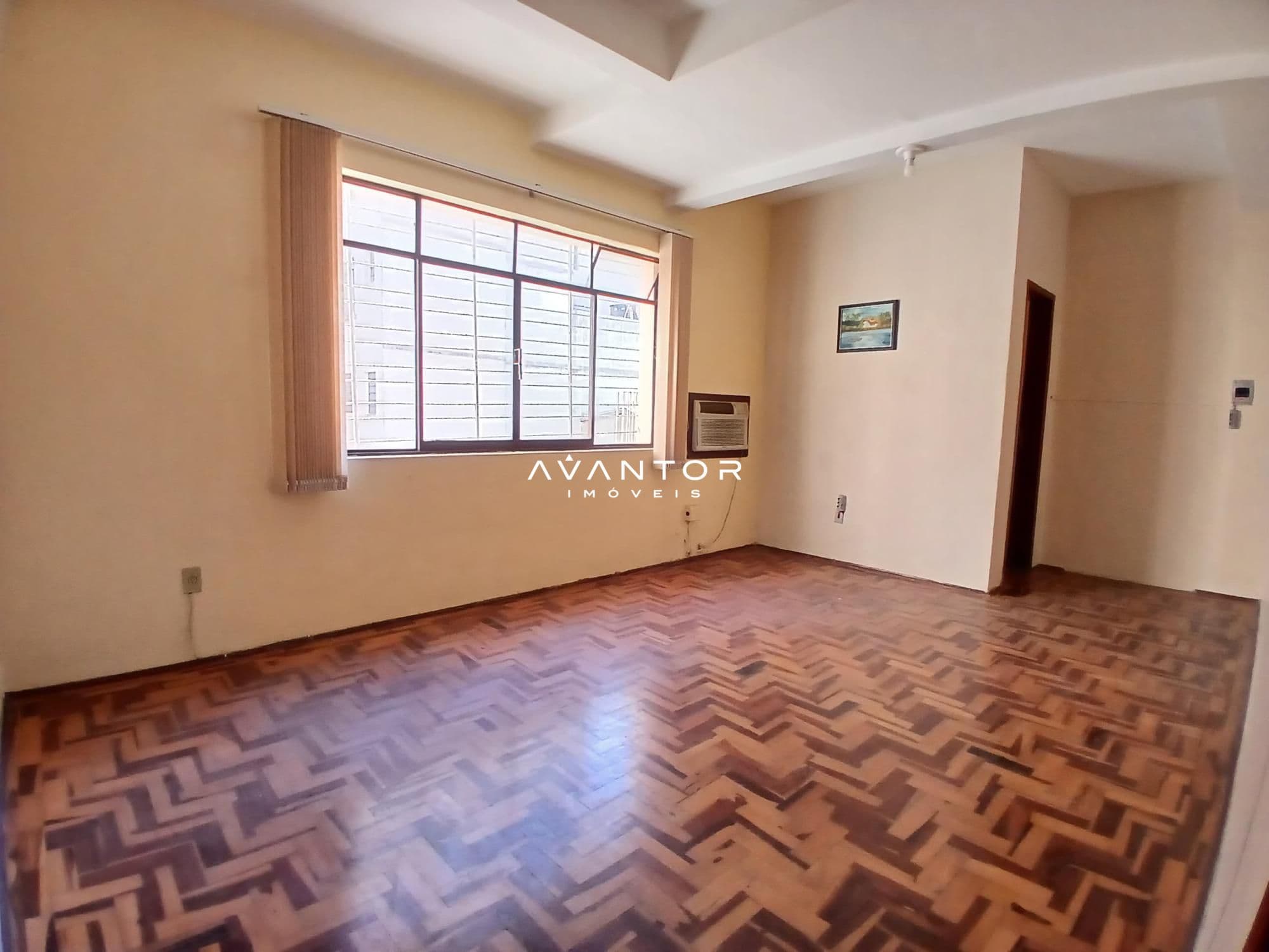 Sala Comercial com 1 sala à venda no Edificio Tarcilo, em Centro, Santa Maria/RS — foto 2 de 4