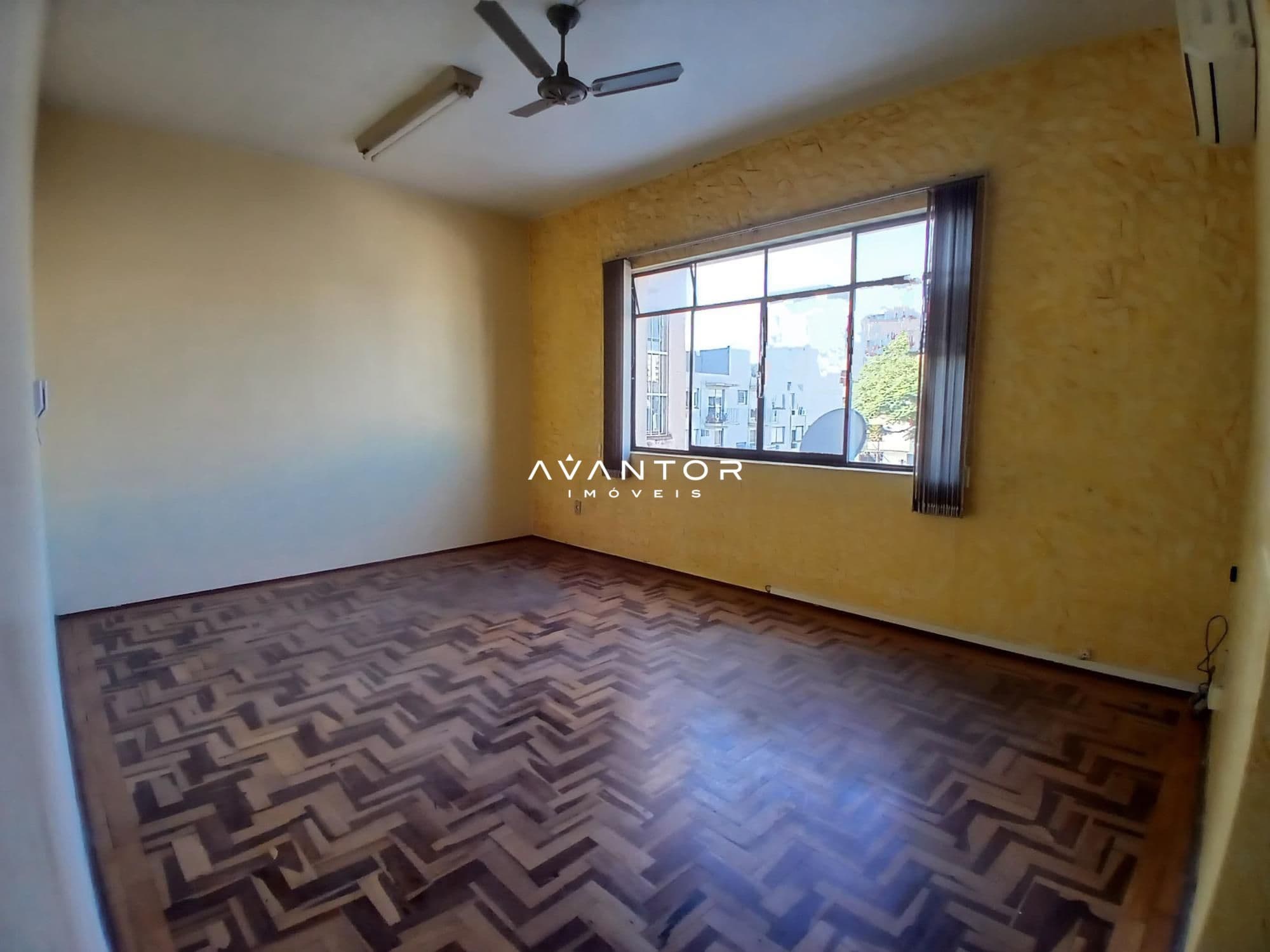 Sala Comercial com 2 salas para alugar no Edificio Tarcilo, em Centro, Santa Maria/RS — foto 2 de 7