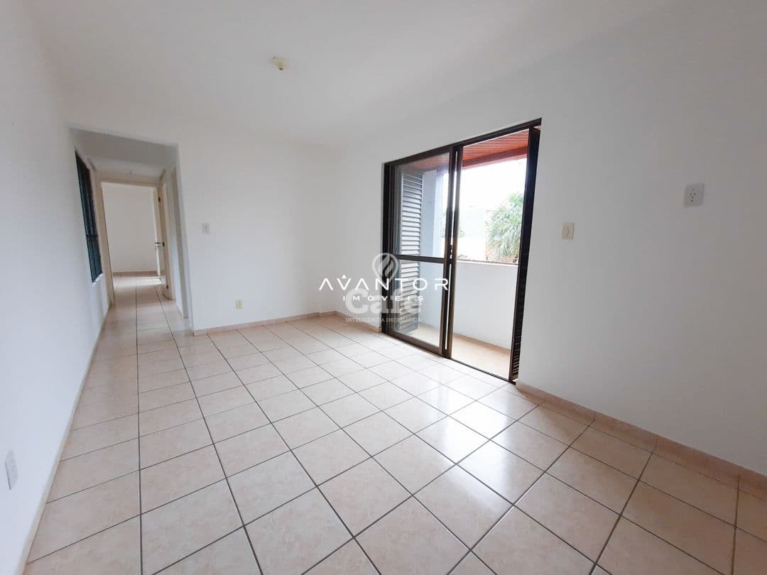 Apartamento com 2 quartos à venda no Edifício Lorenzi, em Nossa Senhora Medianeira, Santa Maria/RS — foto 2 de 14