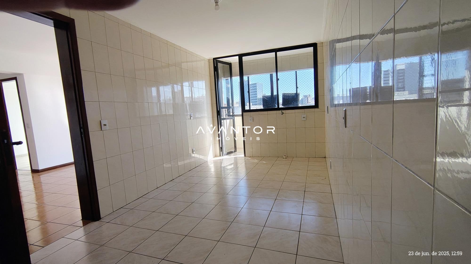 Apartamento com 2 quartos à venda no Edifício Algarve, em Centro, Santa Maria/RS — foto 8 de 14