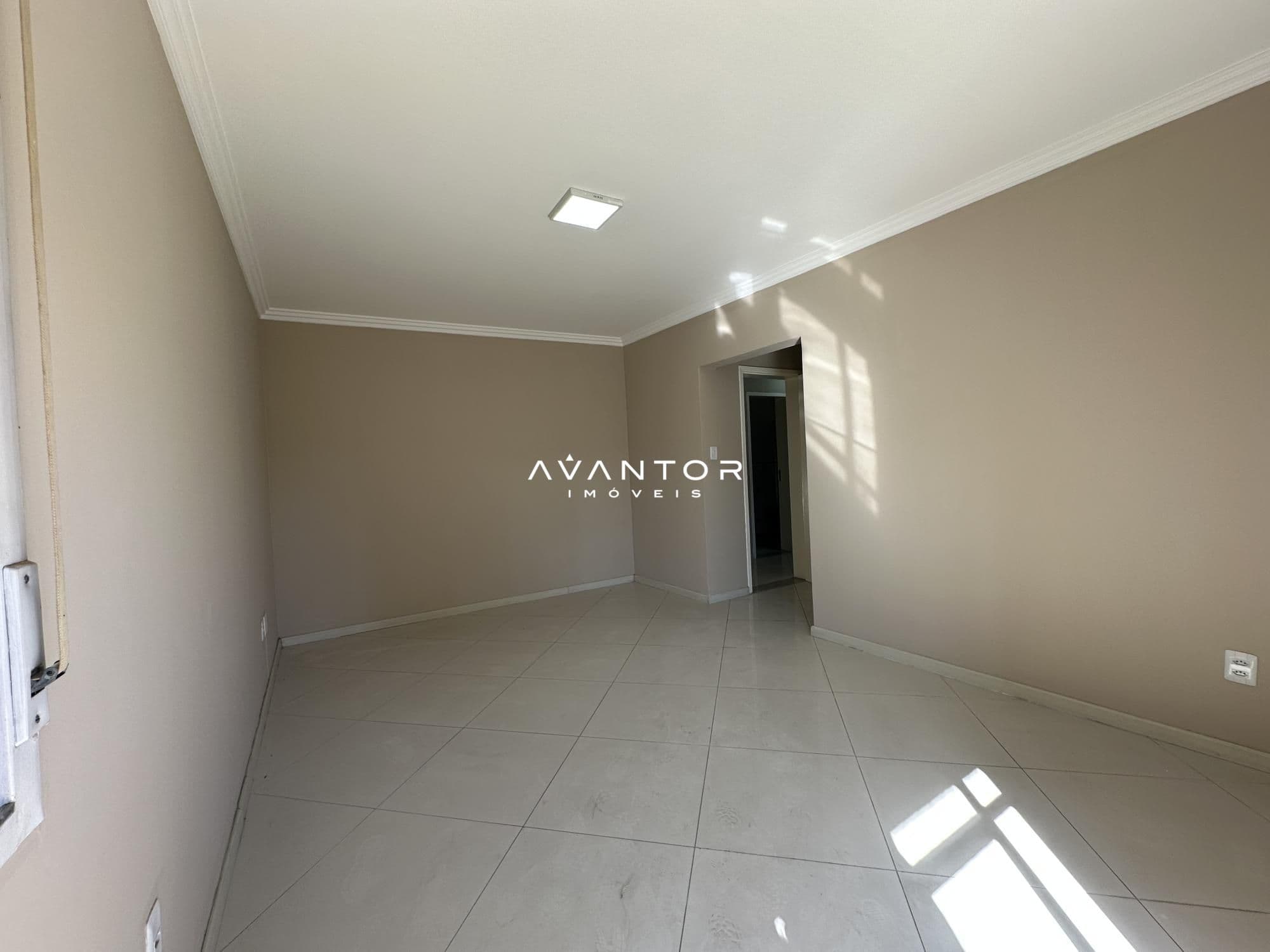Apartamento com 3 quartos à venda no Edifício Tais, em Nossa Senhora Medianeira, Santa Maria/RS — foto 9 de 14