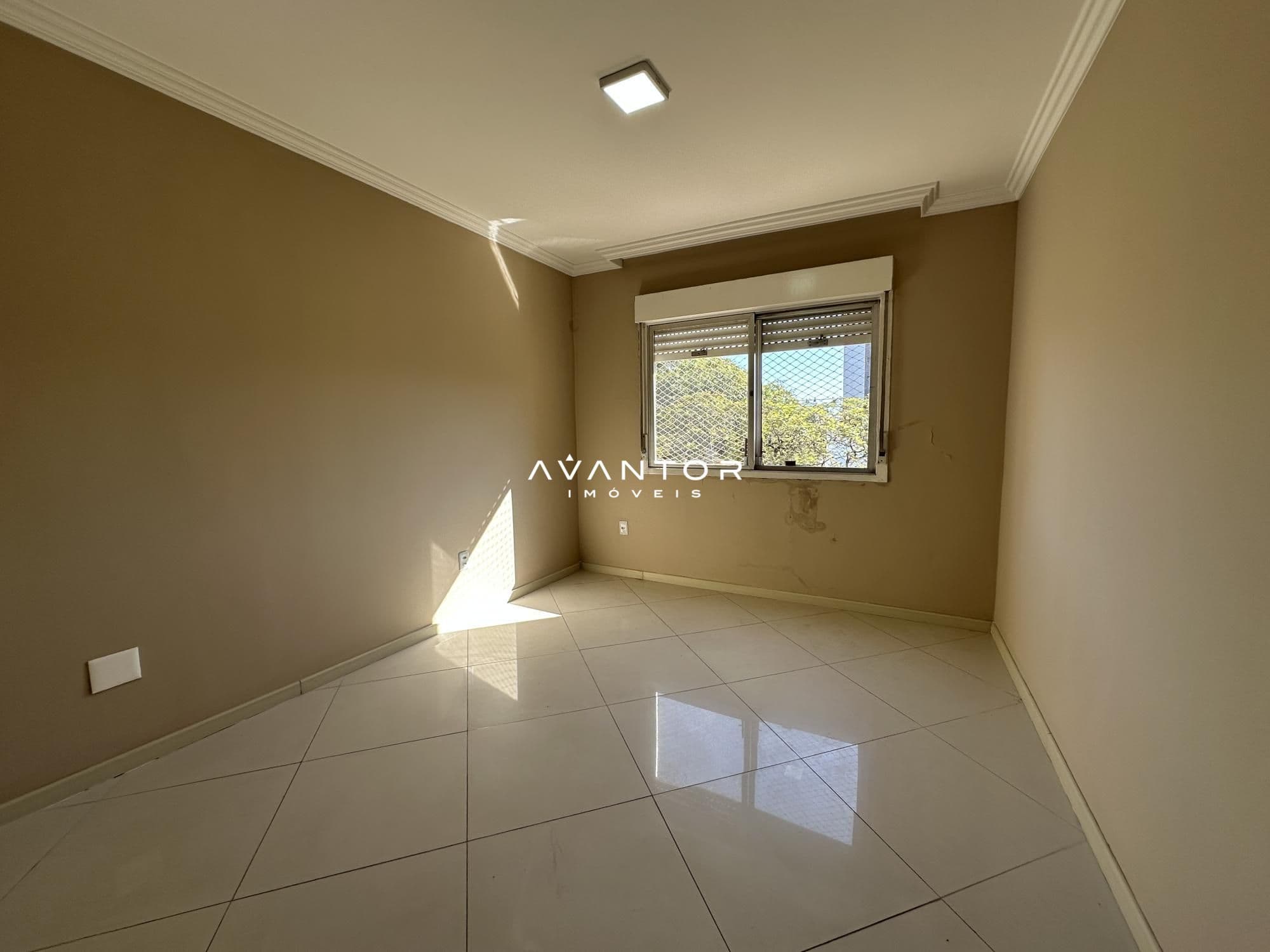 Apartamento com 3 quartos à venda no Edifício Tais, em Nossa Senhora Medianeira, Santa Maria/RS — foto 11 de 14