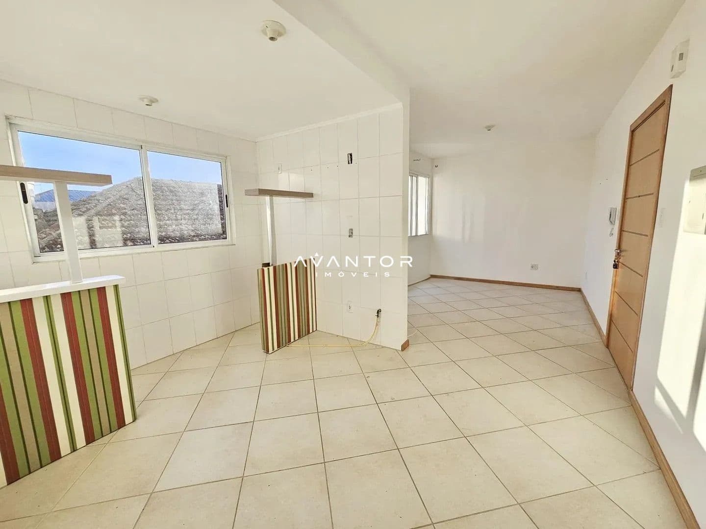 Cozinha integrada à sala de estar — Apartamento com 1 quarto à venda no Residencial Ignea, em Centro, Santa Maria/RS
