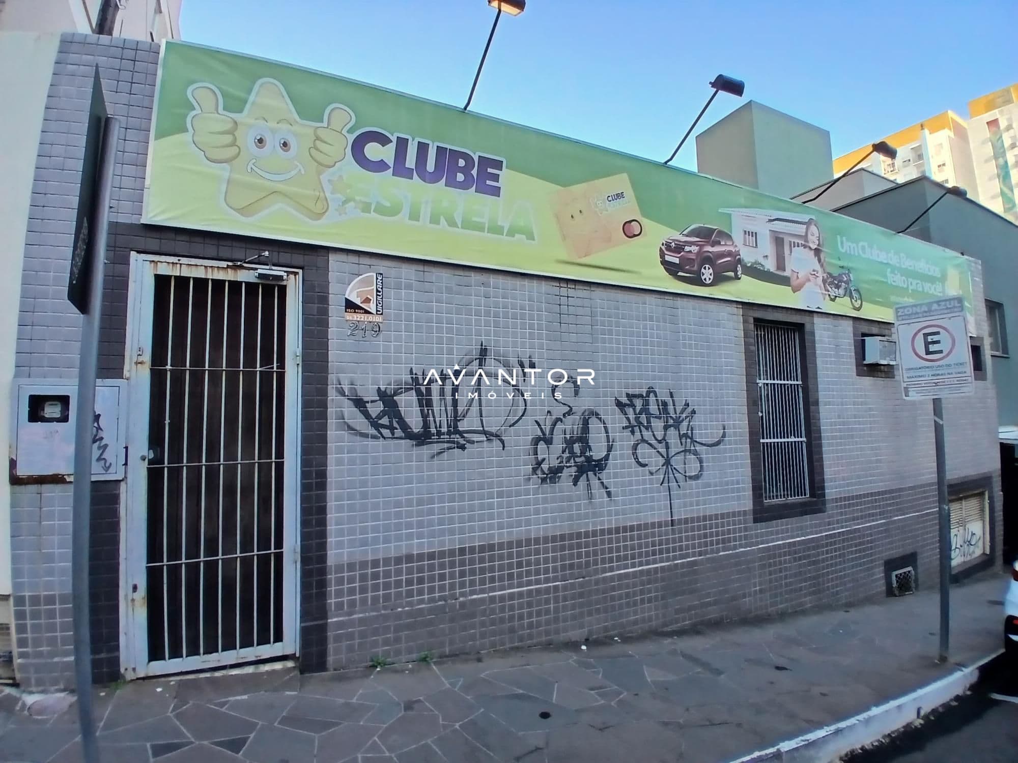Sala Comercial com 4 salas para alugar em Centro, Santa Maria/RS — foto 2 de 3