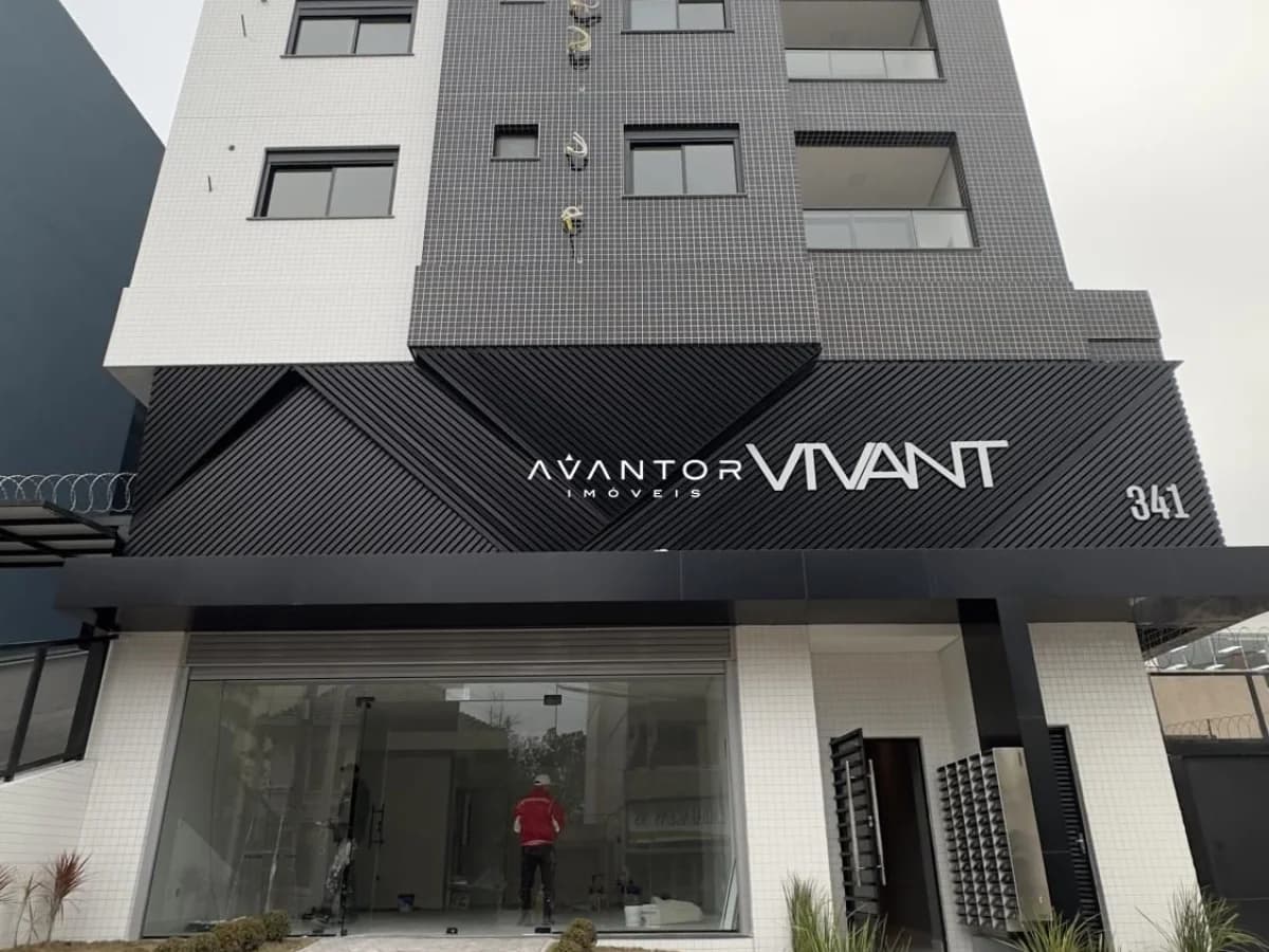 Fachada do prédio com entrada — Apartamento com 2 quartos à venda no Residencial VIVANT, em Centro, Santa Maria/RS