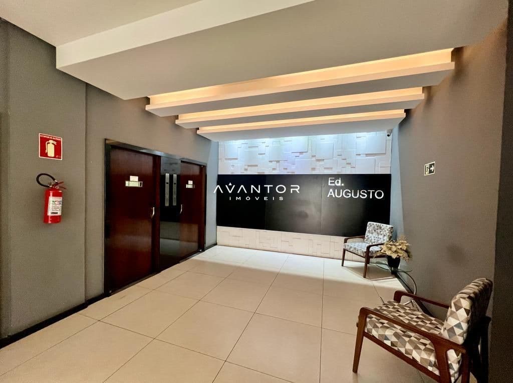 Hall de entrada com recepção — Apartamento com 3 quartos à venda no Edifício Augusto, em Centro, Santa Maria/RS